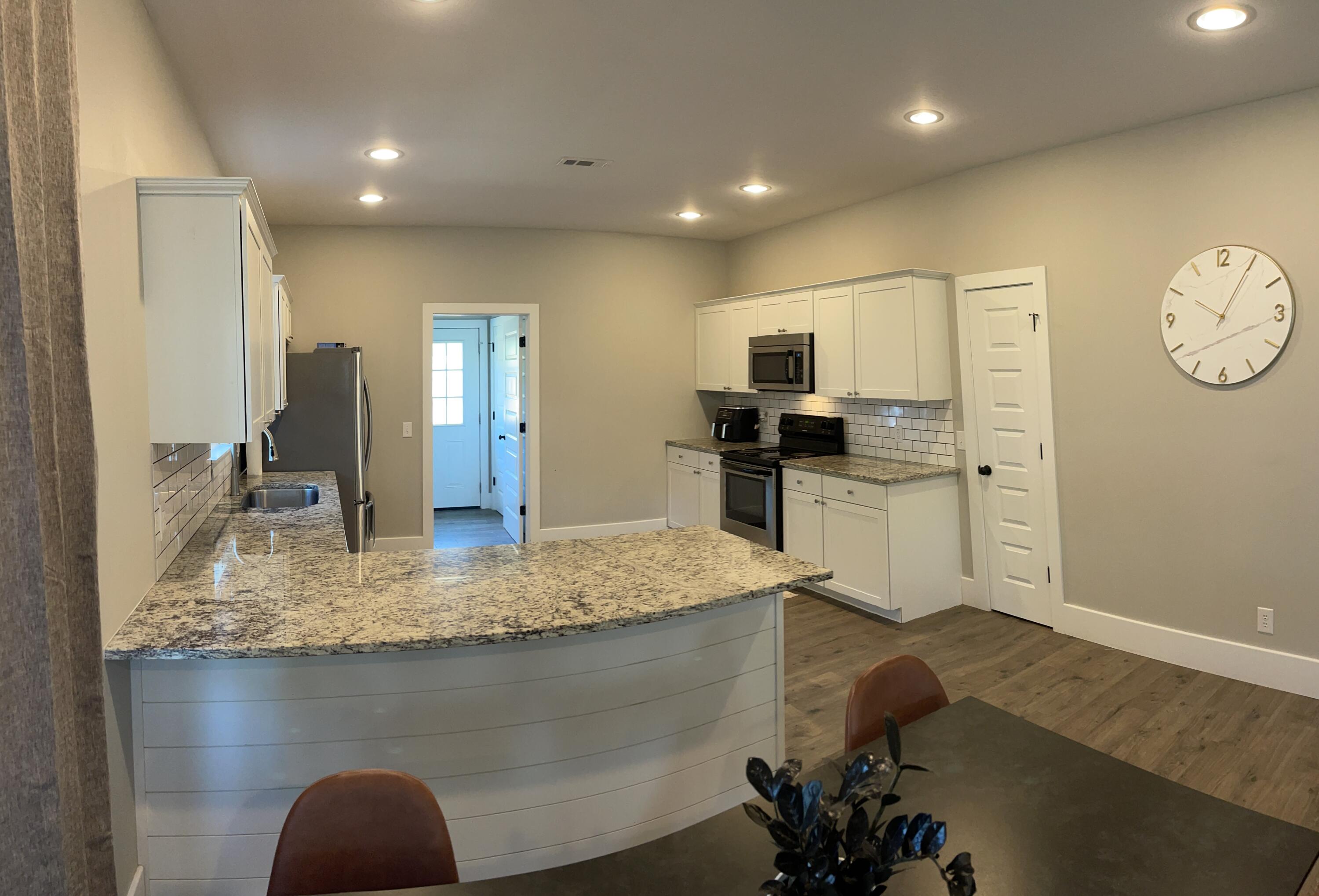 123 Park Valley Court Property Photo 13