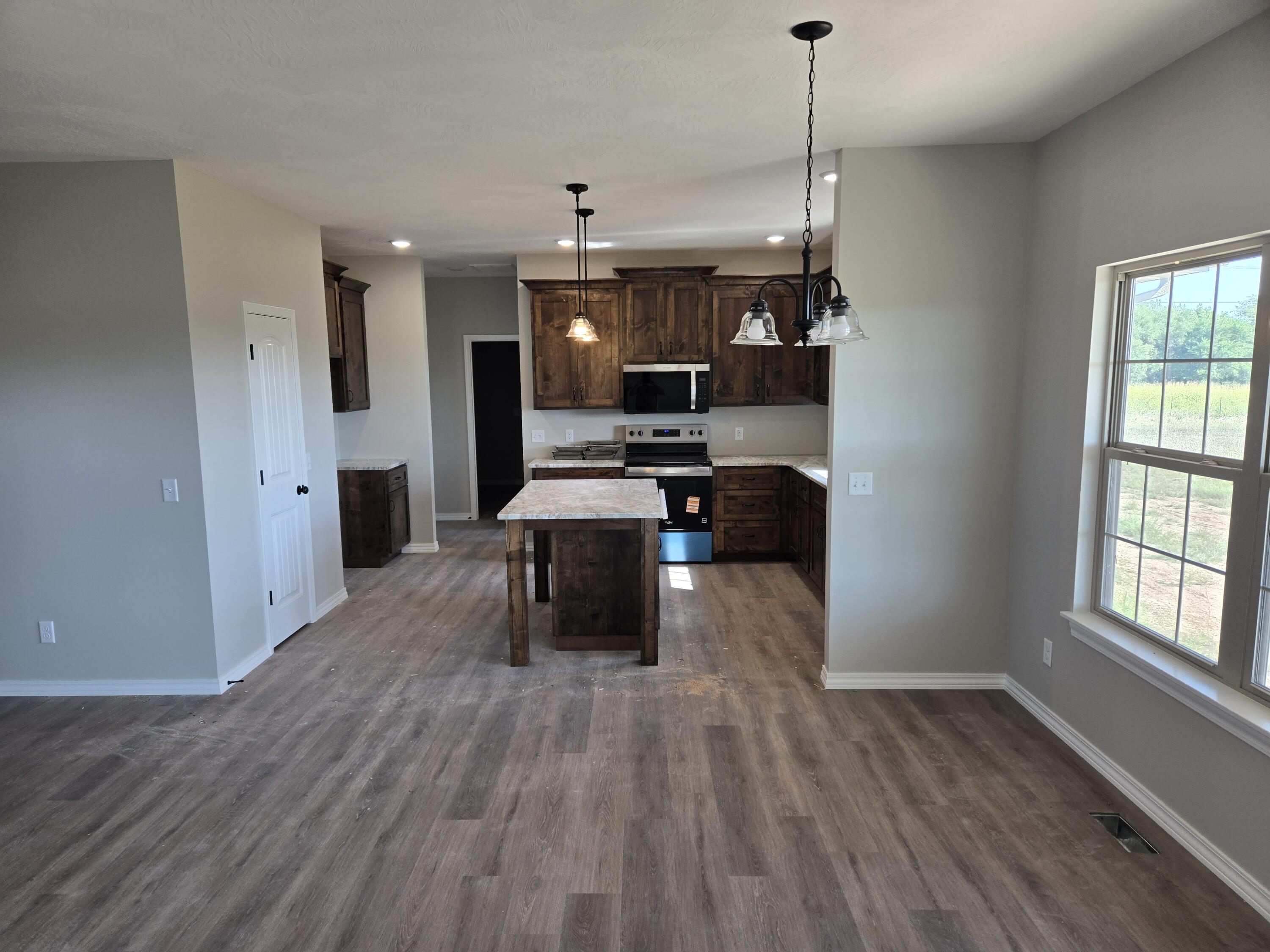 1040 Napper Road Property Photo 7