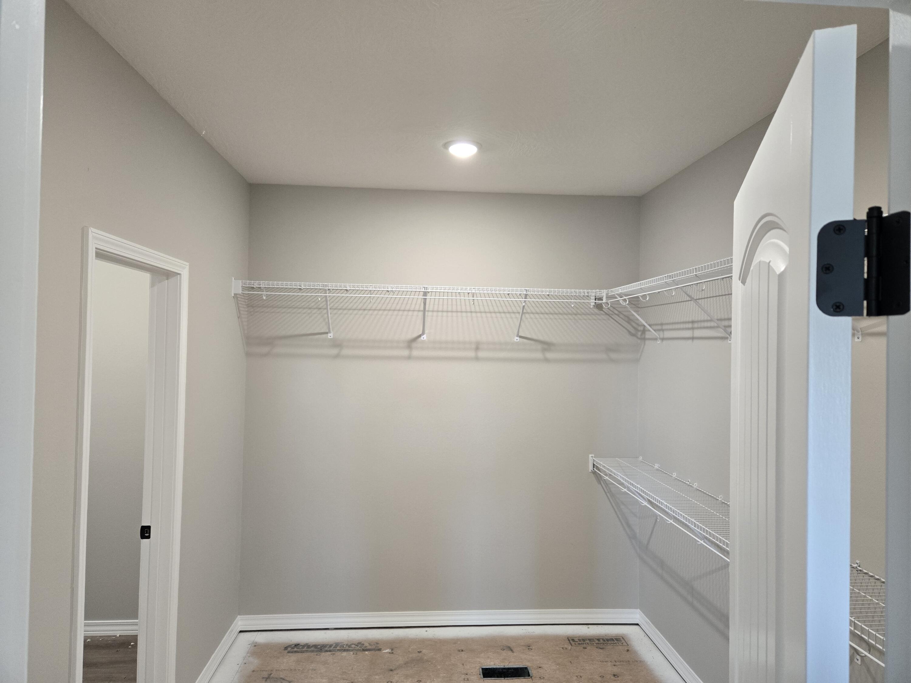 1040 Napper Road Property Photo 9