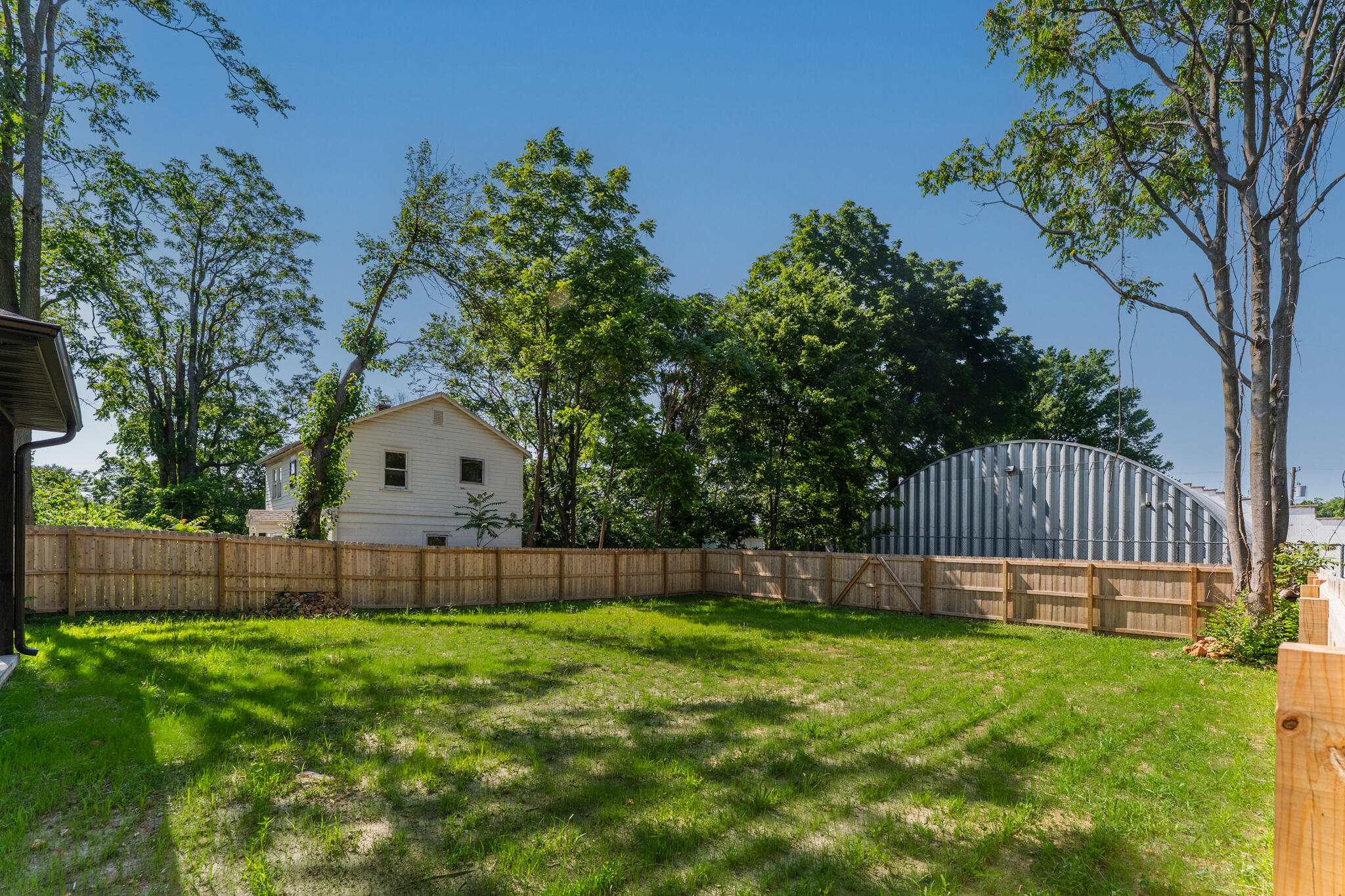 1309 East Blaine Street Property Photo 45