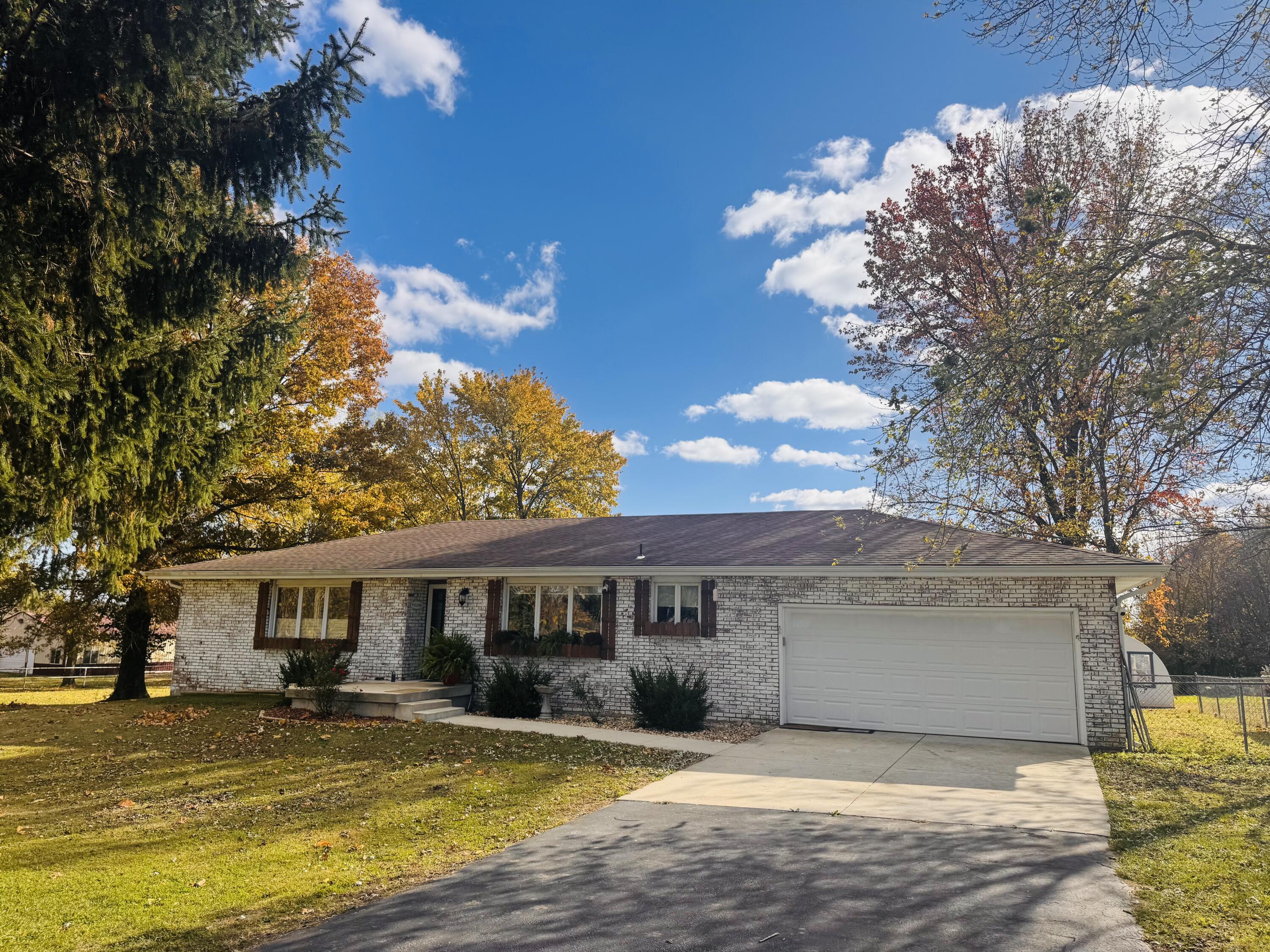 5394 West State Highway M Property Photo 1