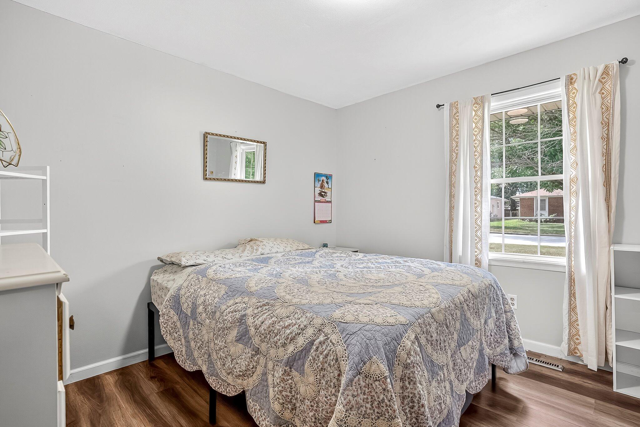 3640 South Hillcrest Avenue Property Photo 12