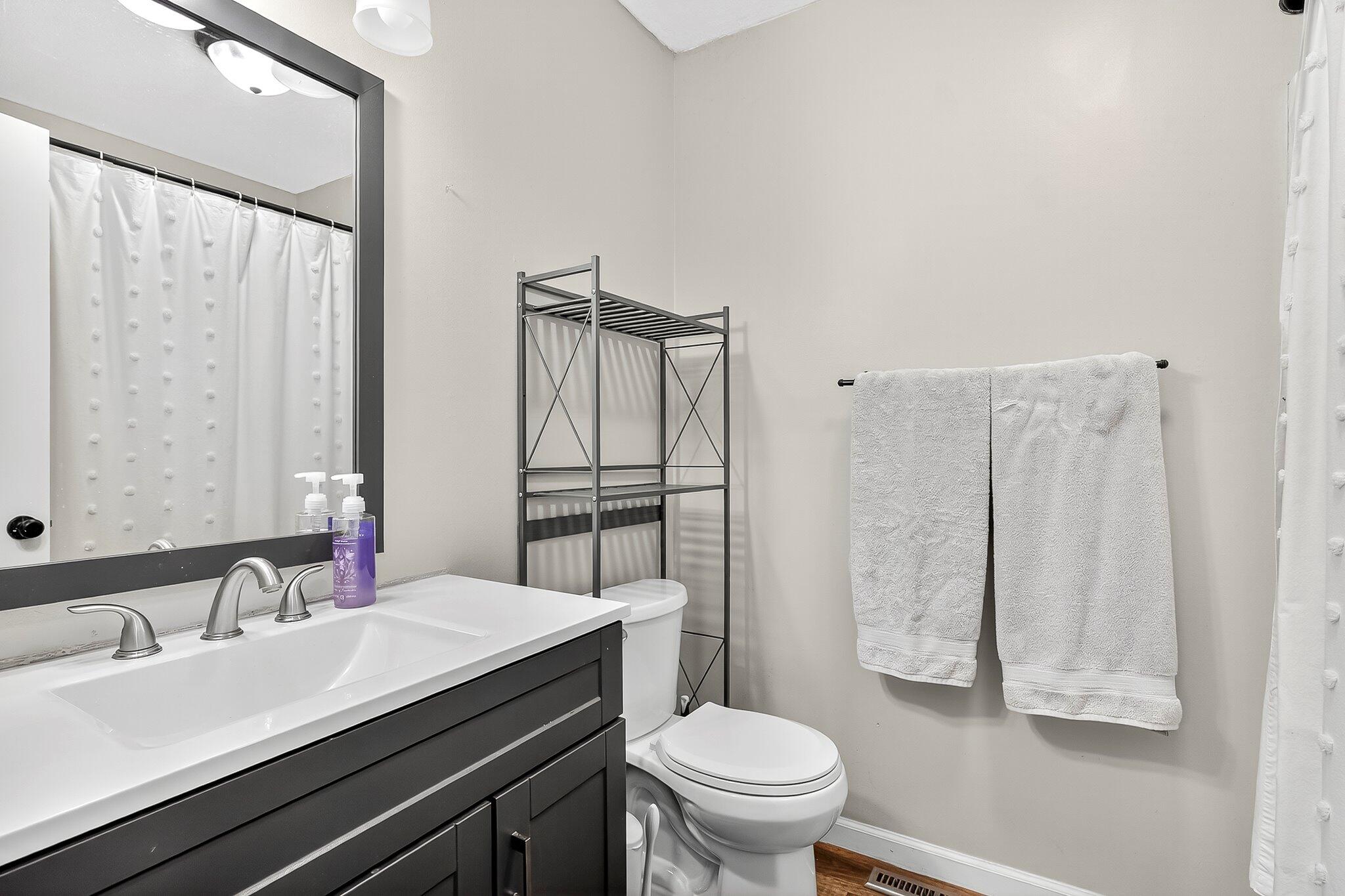 3640 South Hillcrest Avenue Property Photo 13