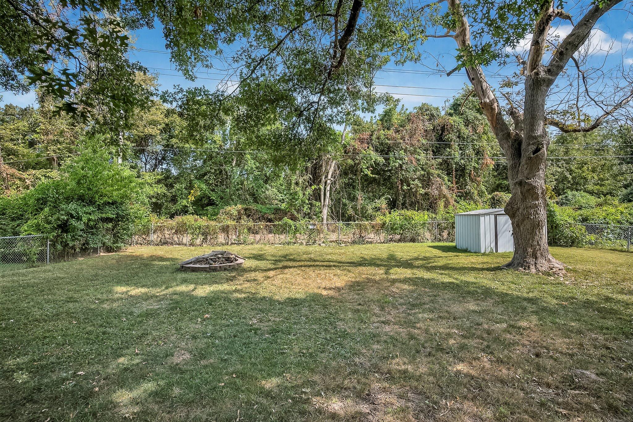 3640 South Hillcrest Avenue Property Photo 21