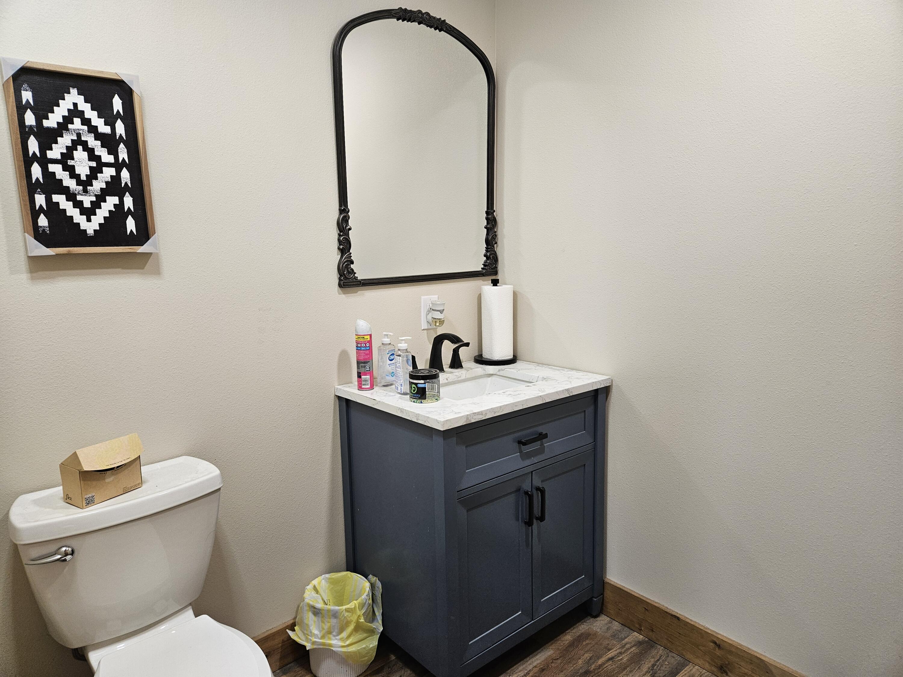 19586 Lawrence 1230 Property Photo 10