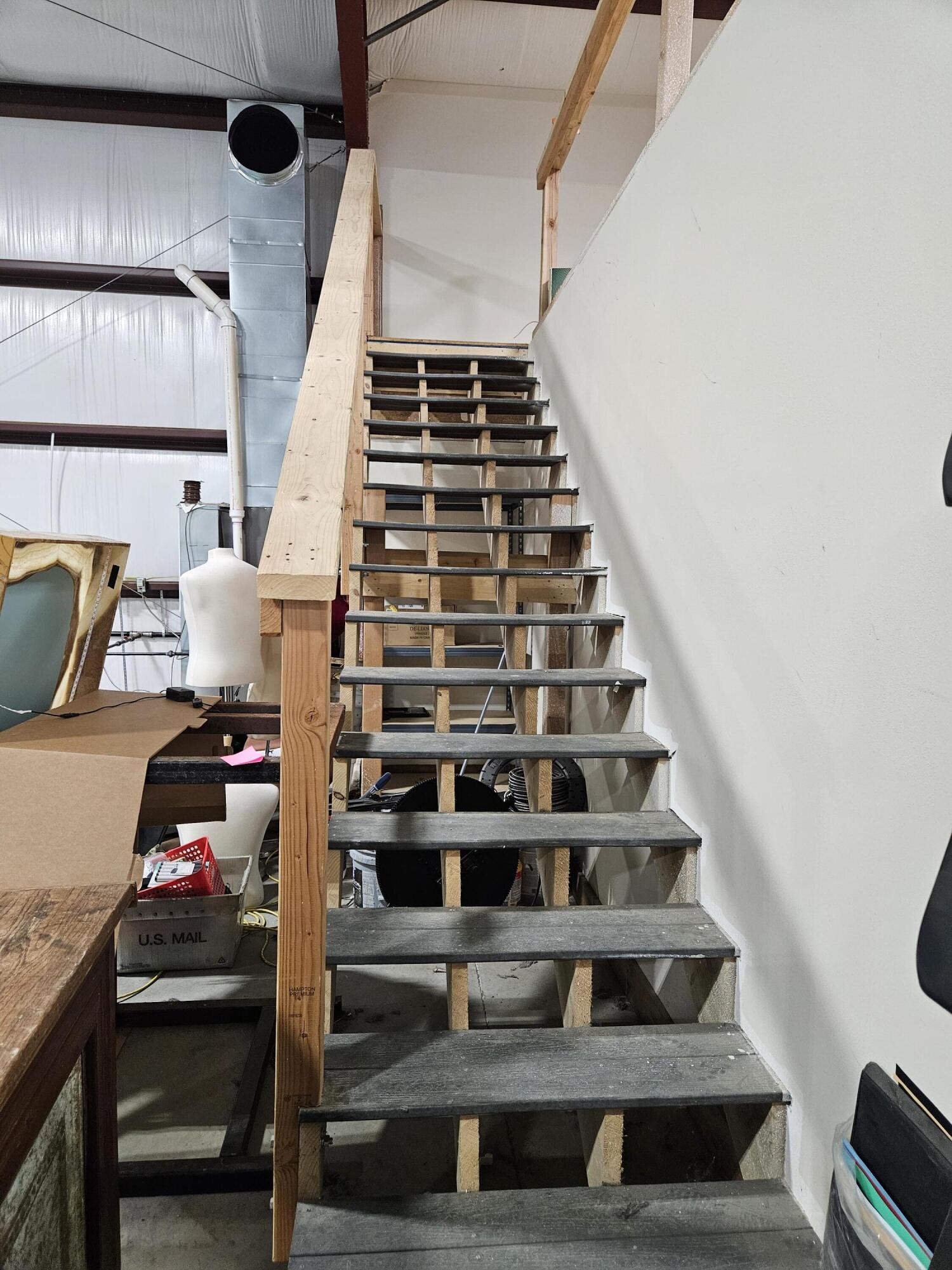 19586 Lawrence 1230 Property Photo 18