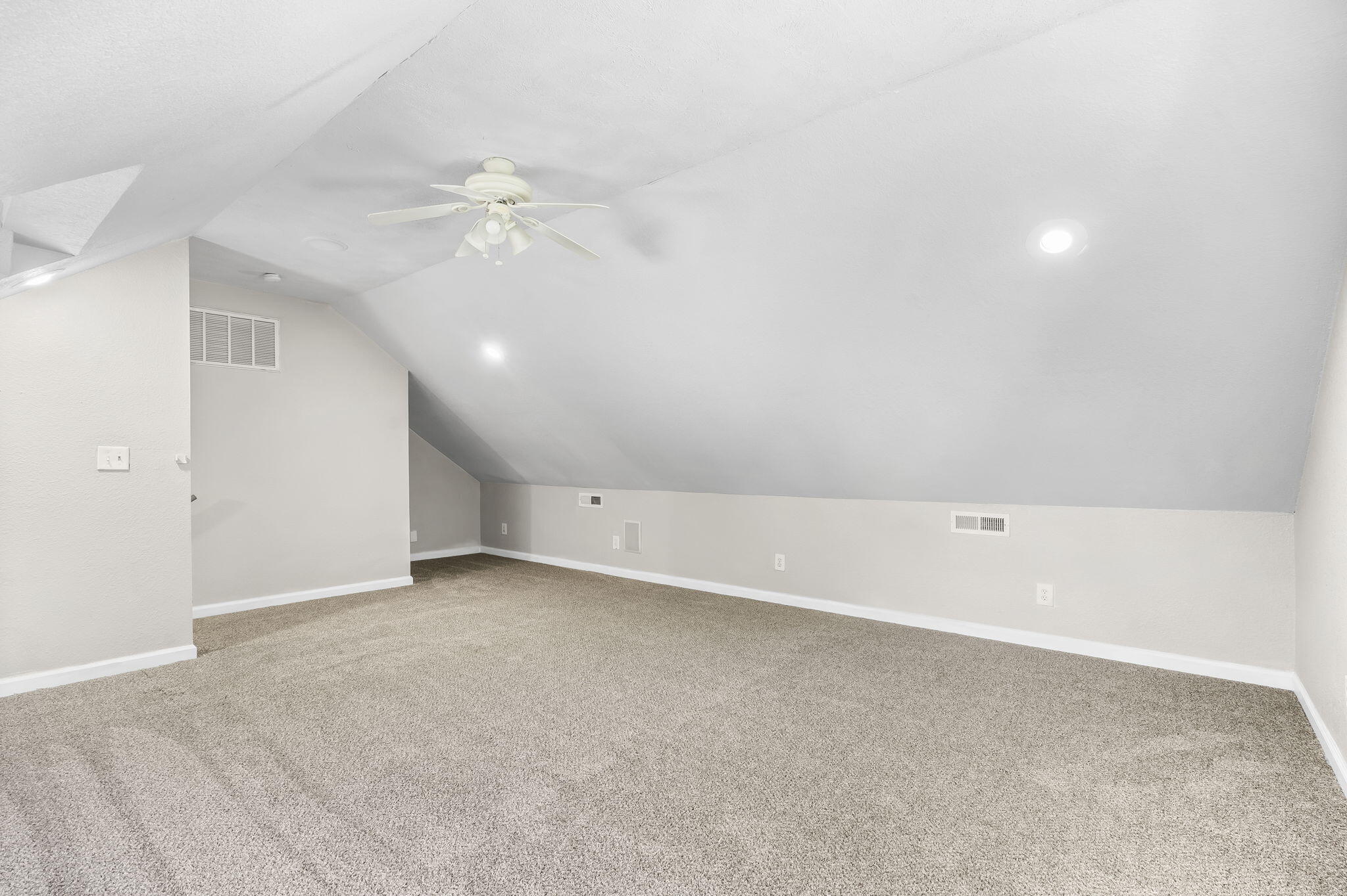 2069 Preakness Drive Property Photo 32