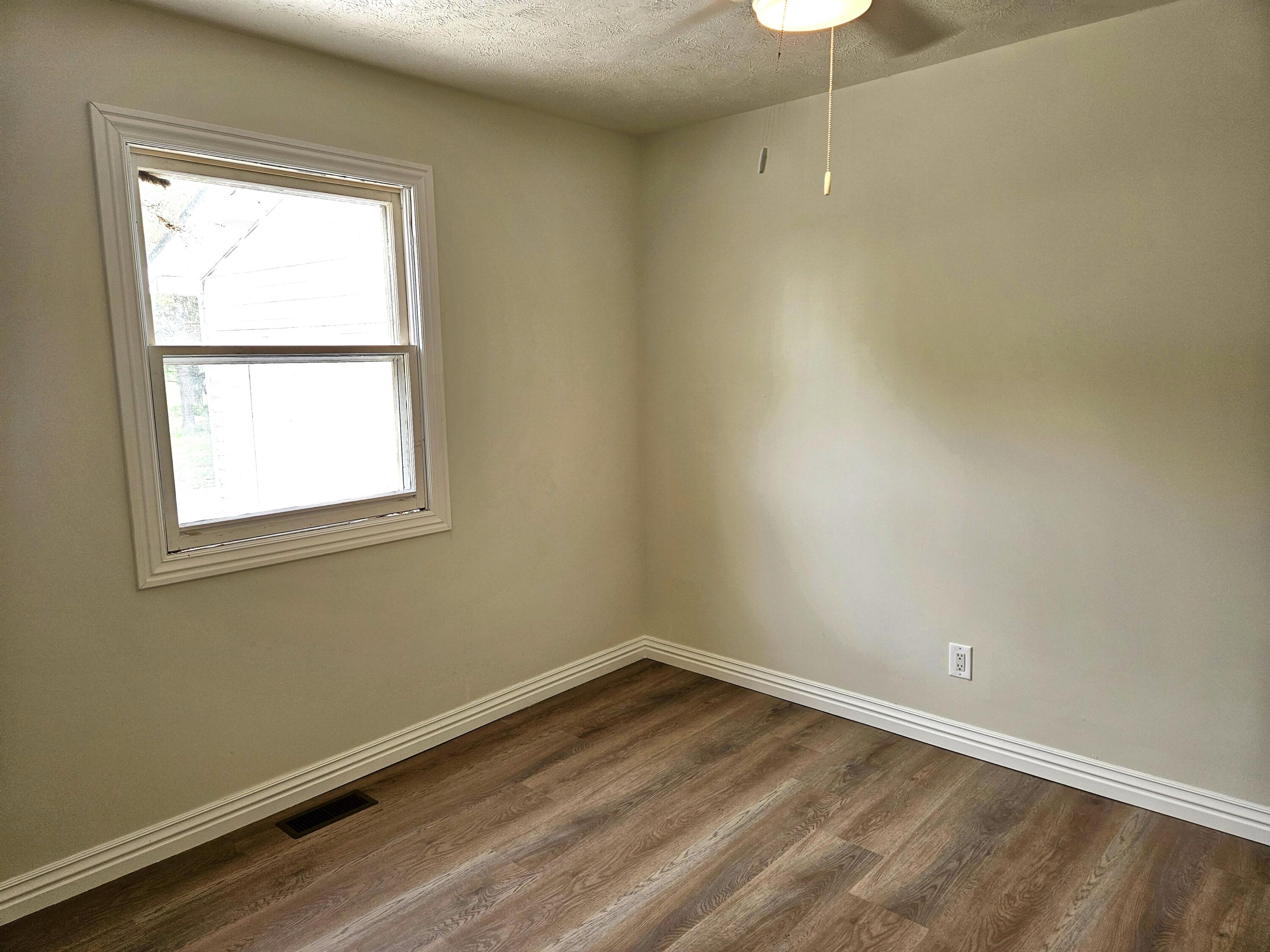 2914 Lambeth Road Property Photo 13
