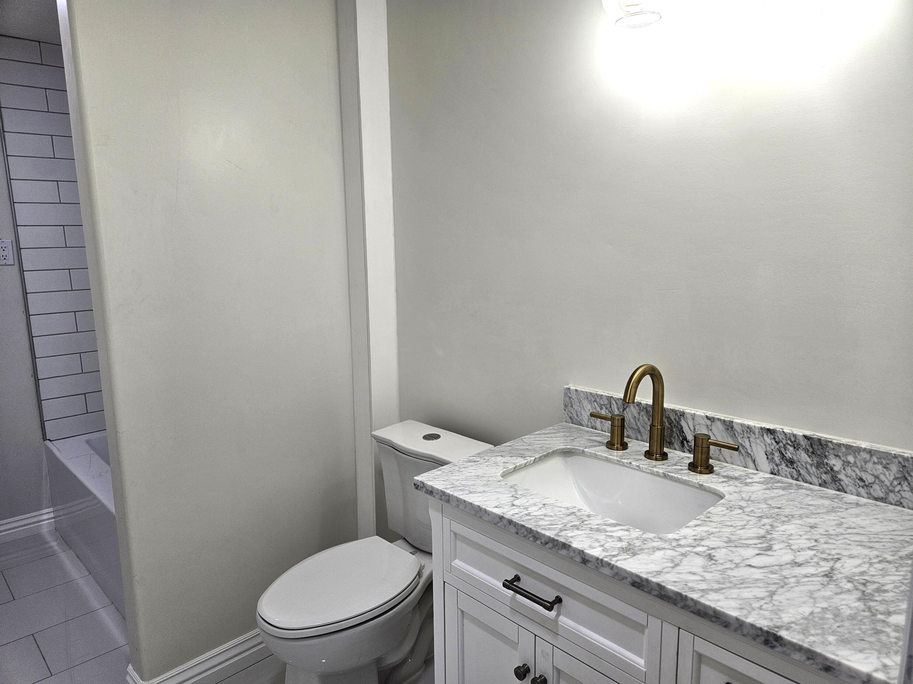 2914 Lambeth Road Property Photo 15