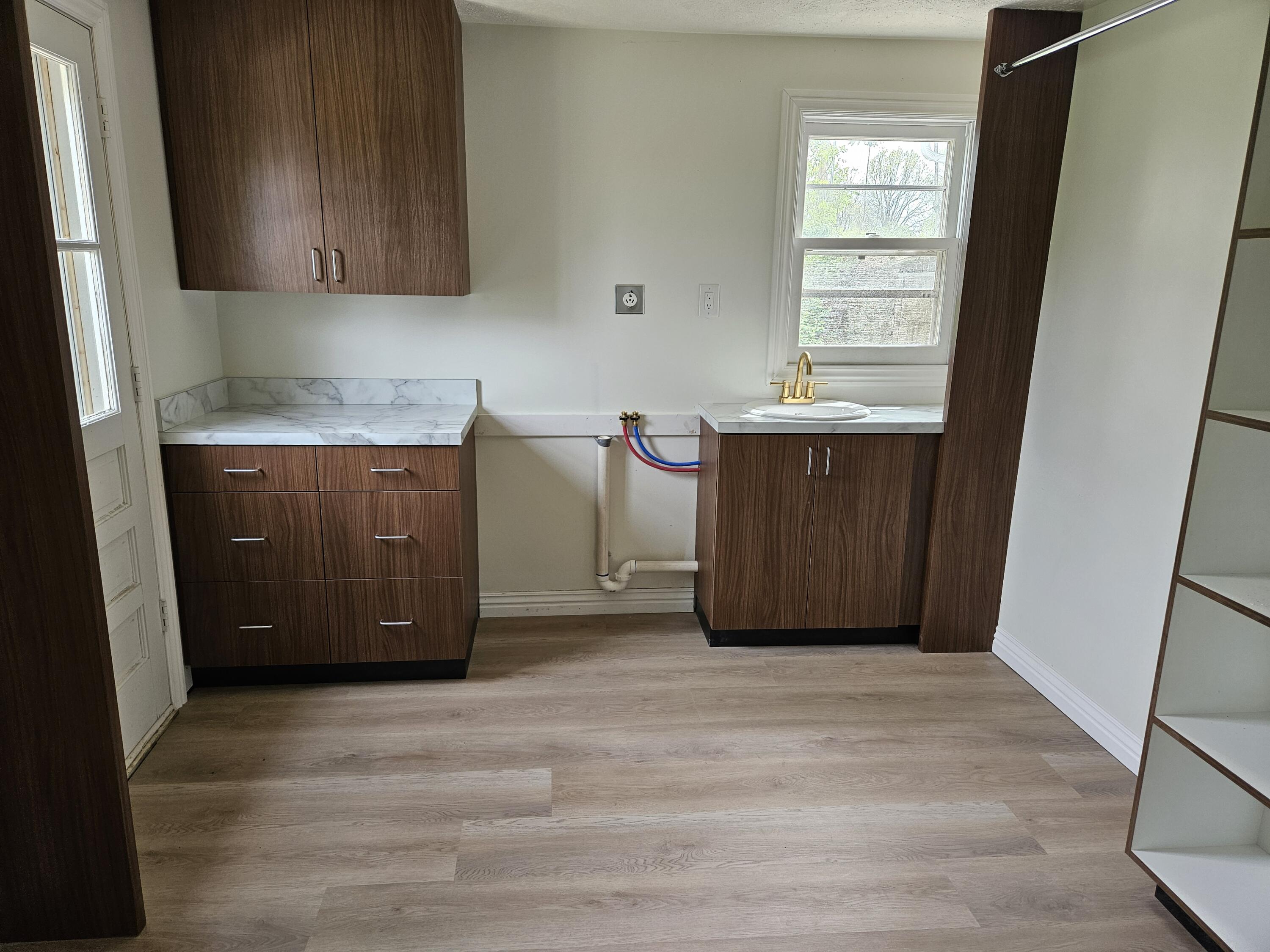 2914 Lambeth Road Property Photo 17