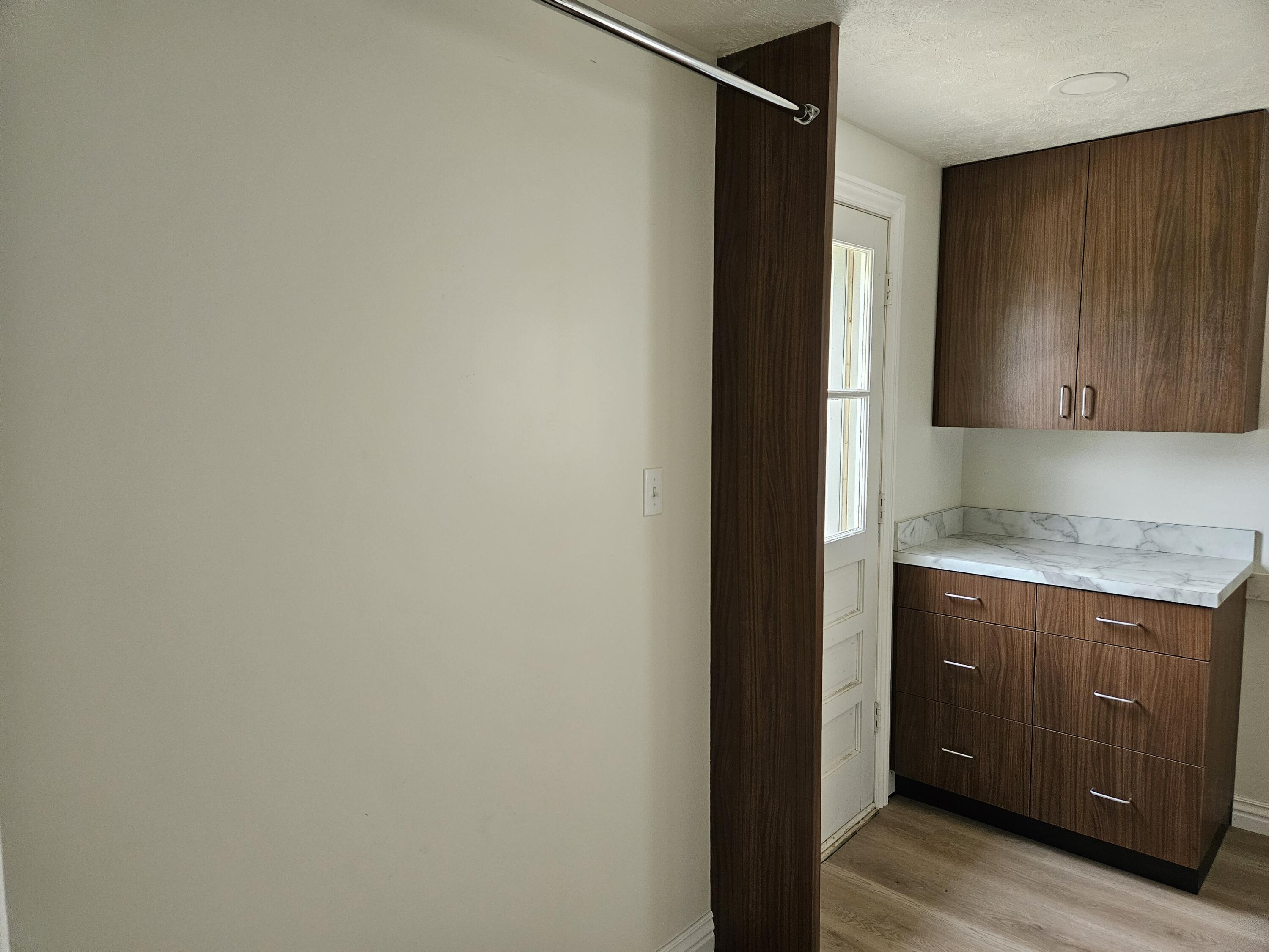 2914 Lambeth Road Property Photo 19