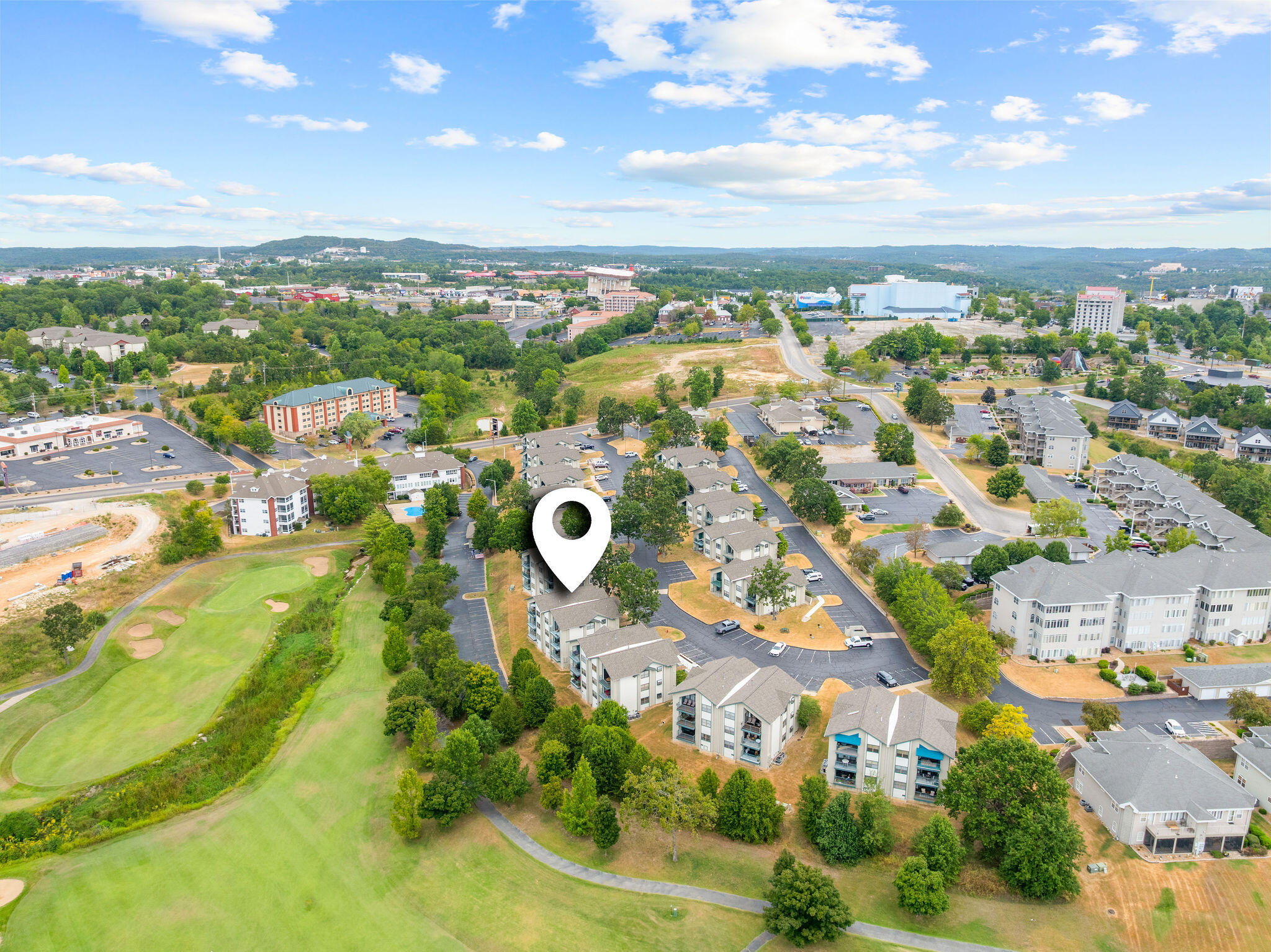 2700 Green Mountain Drive Property Photo 3