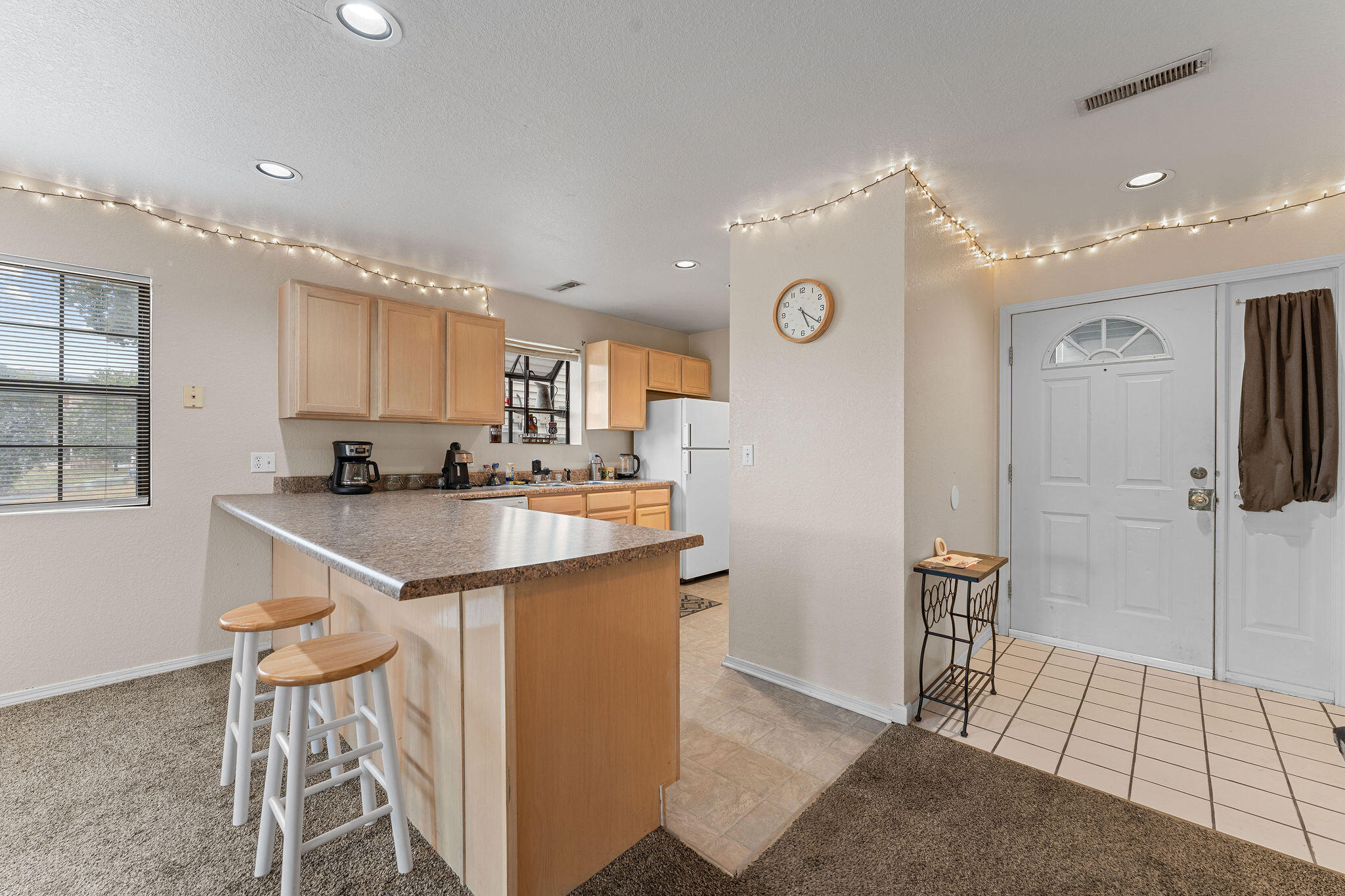 2700 Green Mountain Drive Property Photo 7