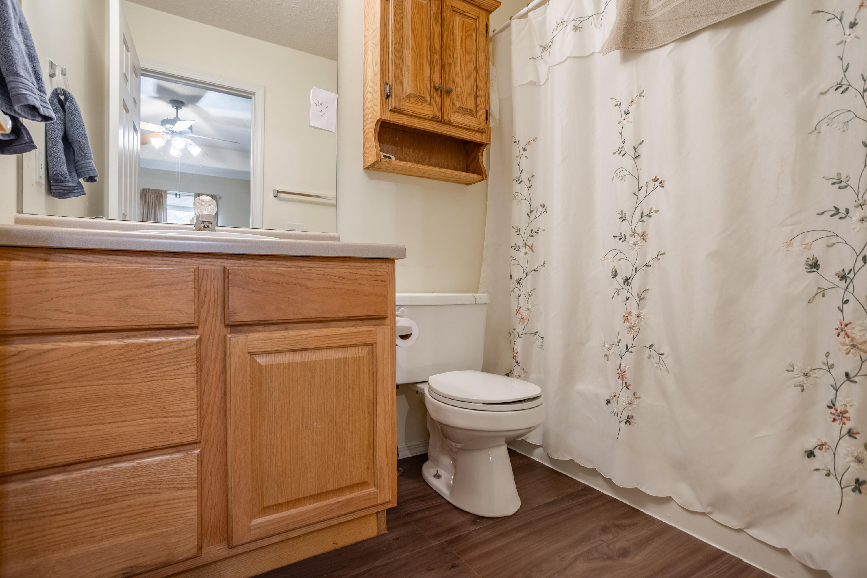 2327 East Lee Street Property Photo 16