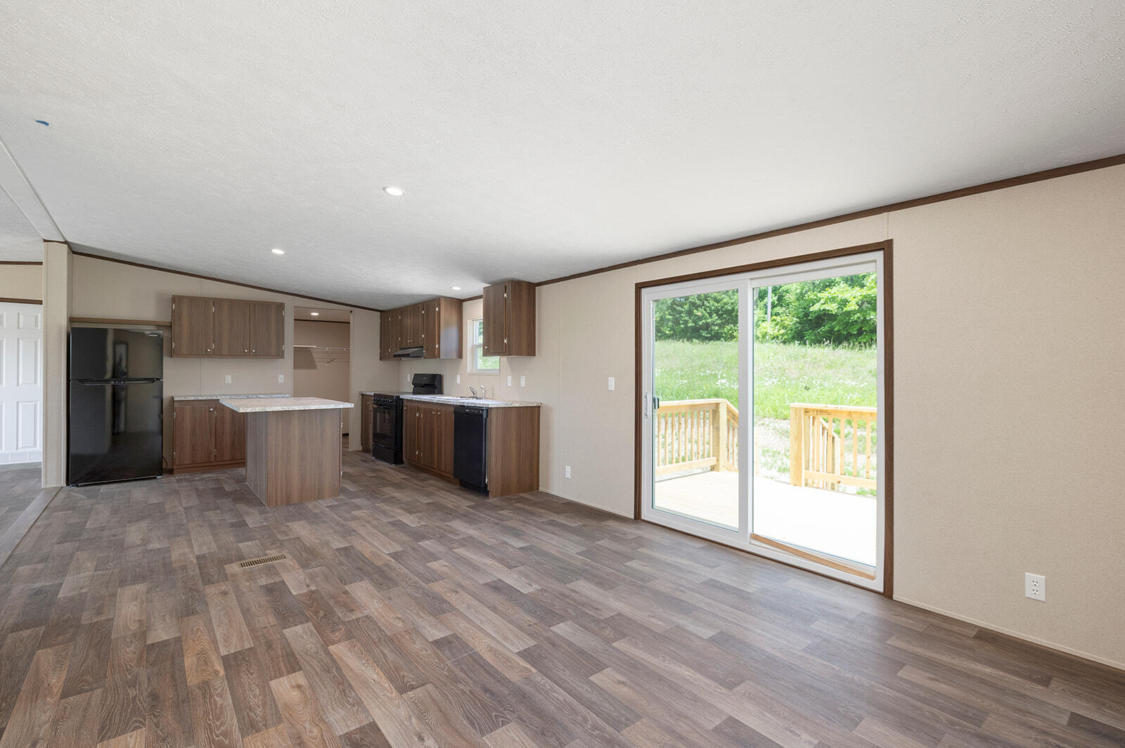 510 Tri-lakes Road Property Photo 7