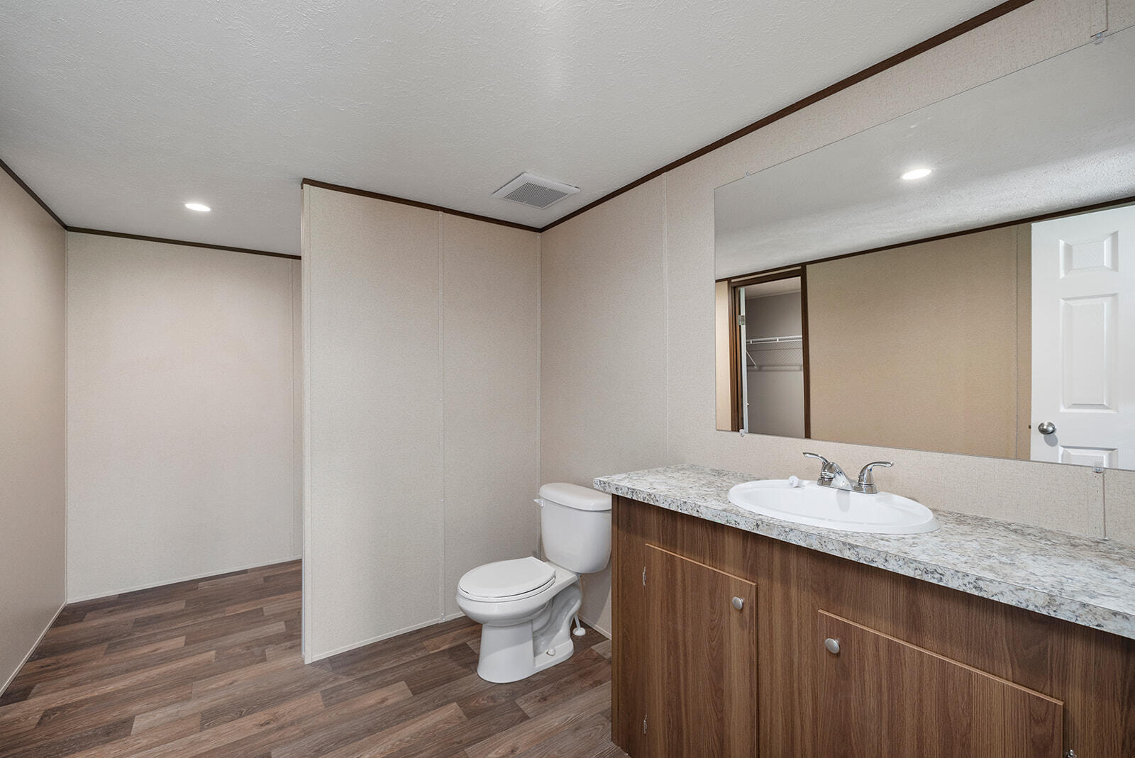 510 Tri-lakes Road Property Photo 13