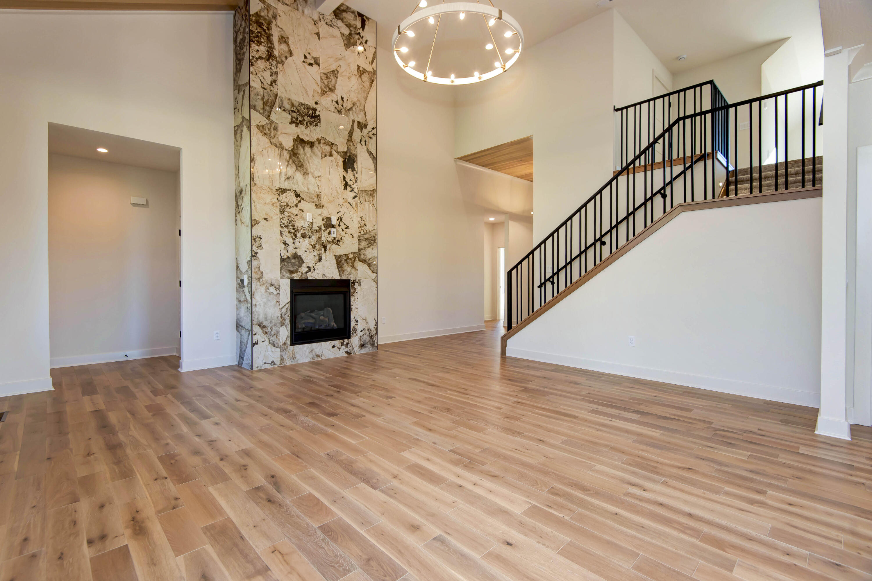 5943 South Clay Avenue Property Photo 4