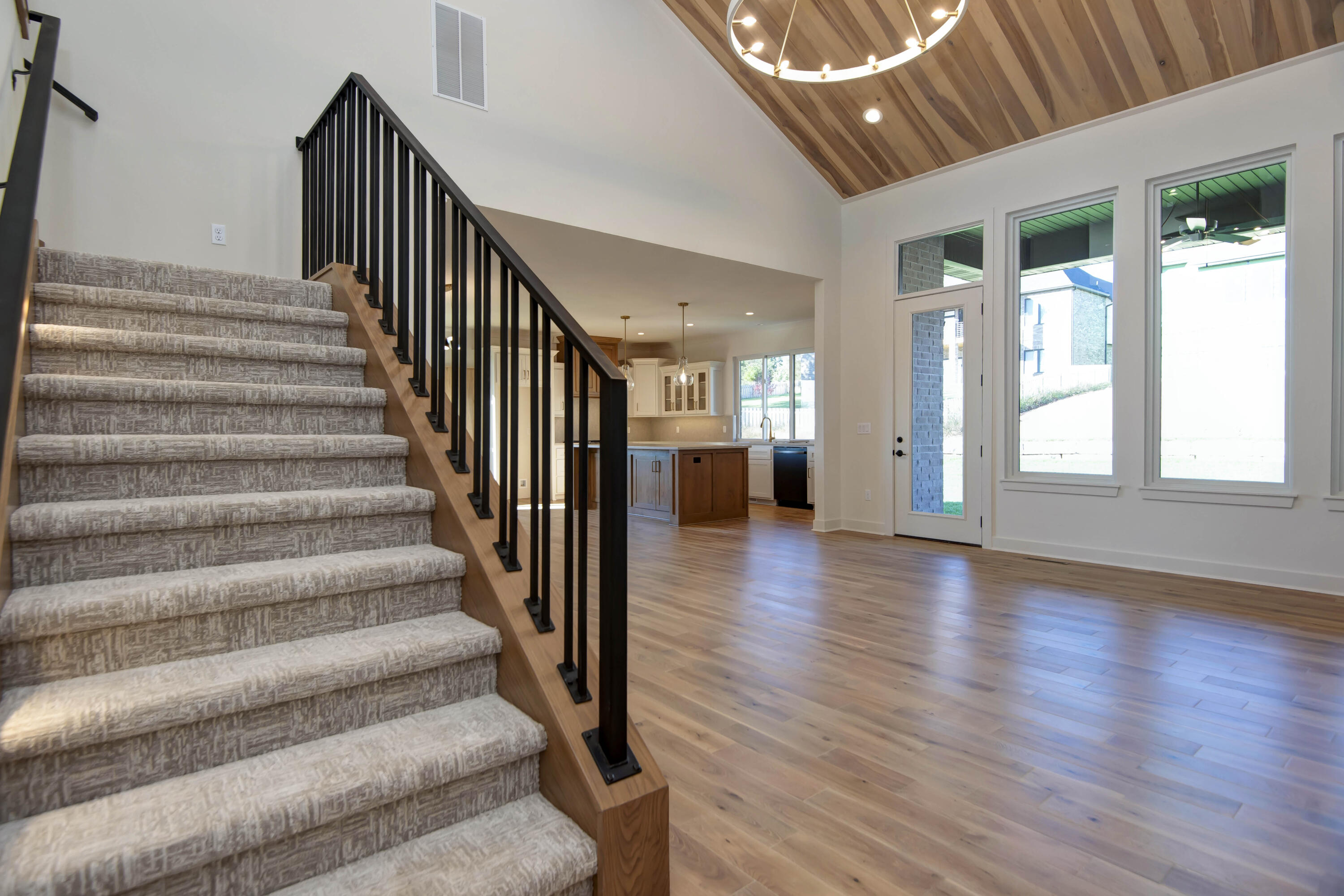 5943 South Clay Avenue Property Photo 10