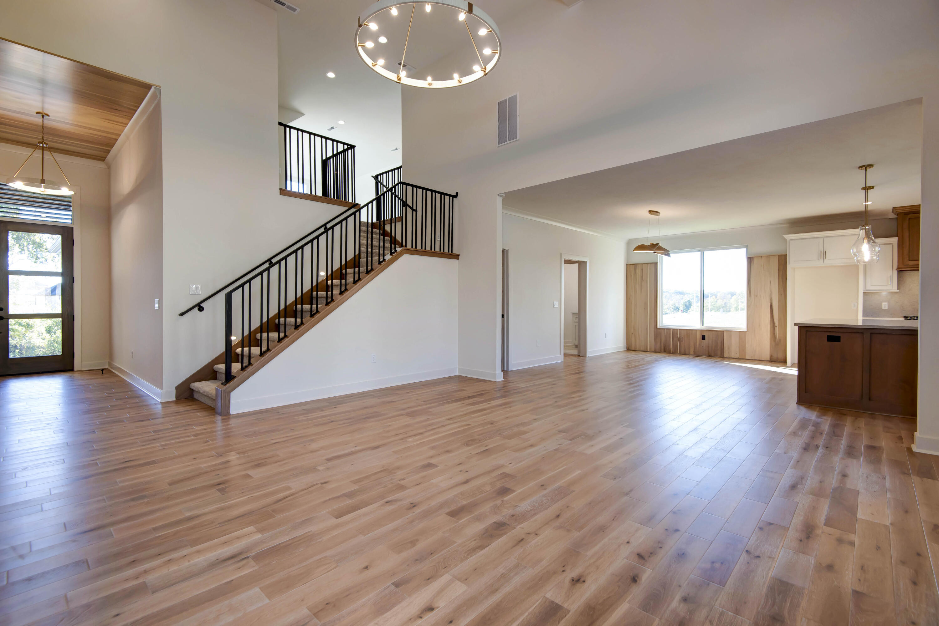 5943 South Clay Avenue Property Photo 15