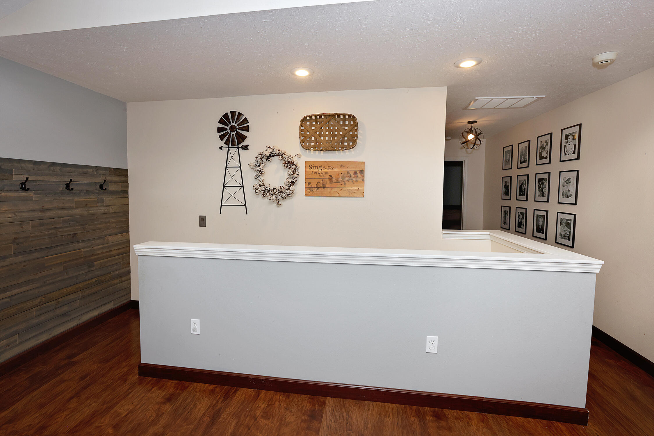 735 Poplar Court Property Photo 11