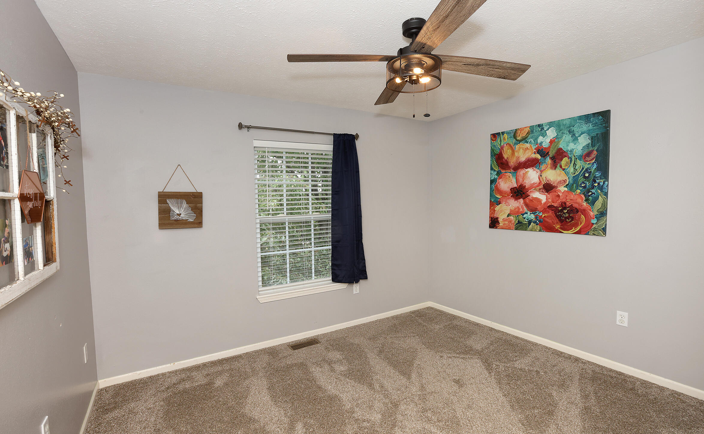 735 Poplar Court Property Photo 14