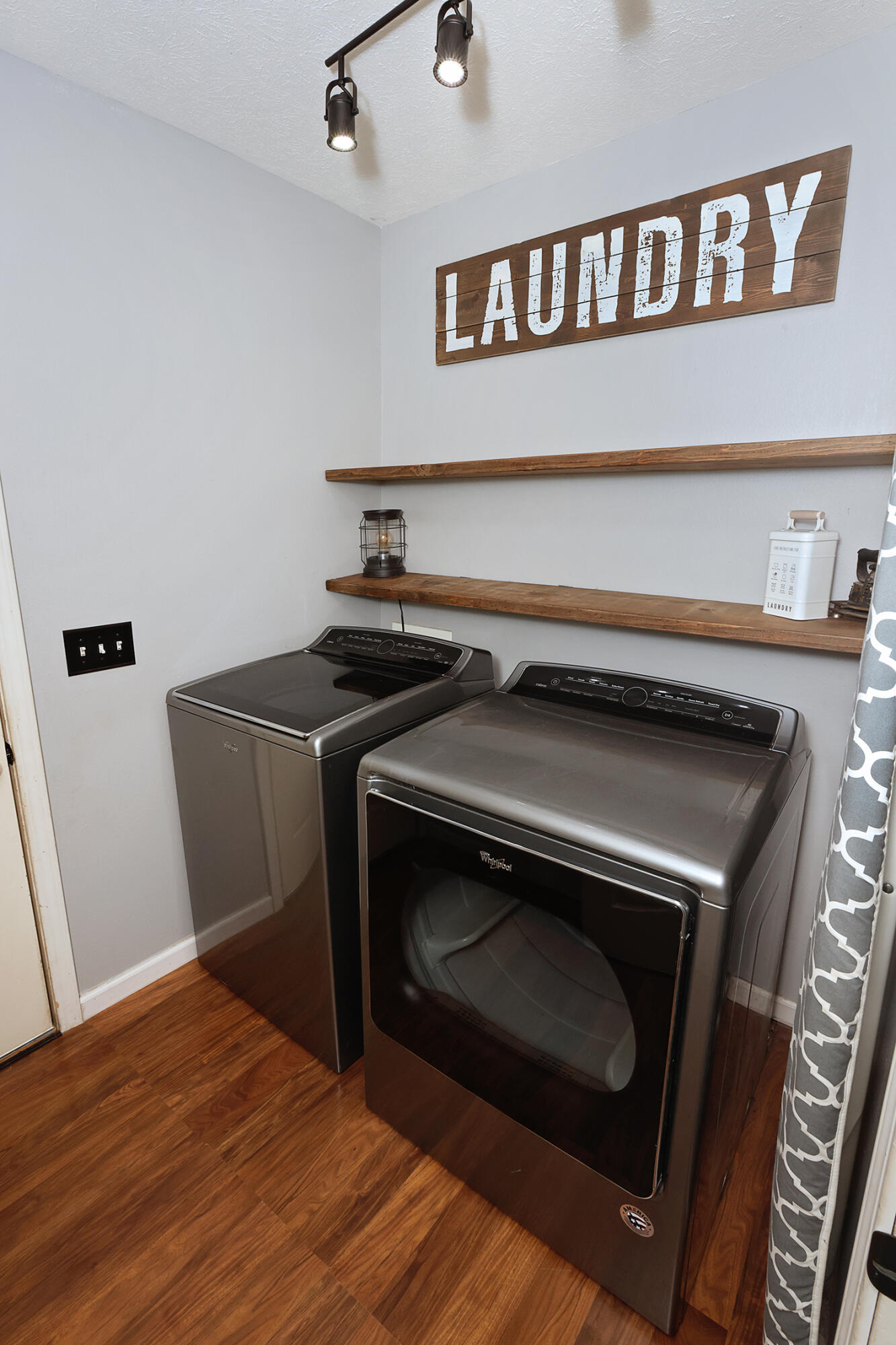 735 Poplar Court Property Photo 15