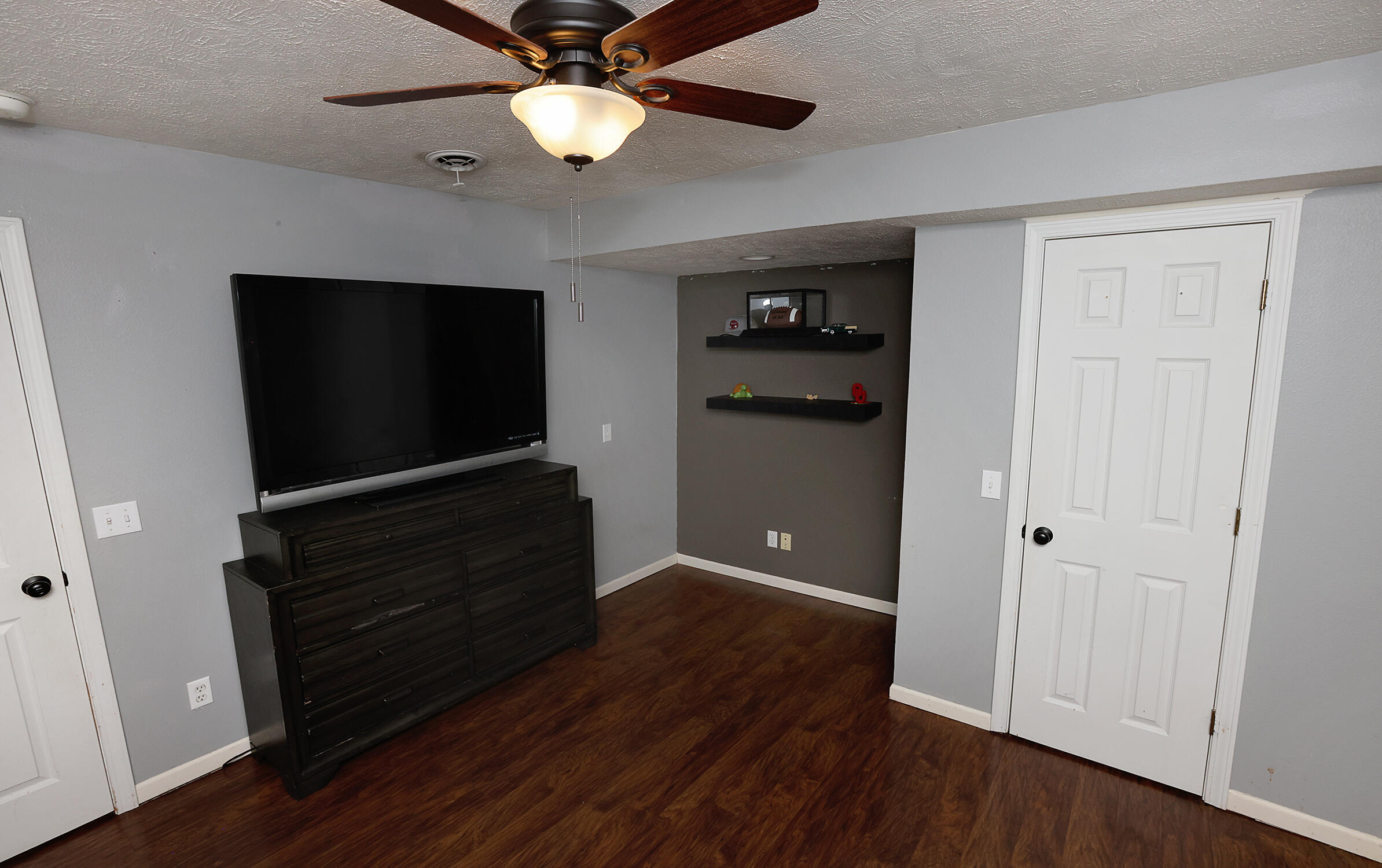 735 Poplar Court Property Photo 25