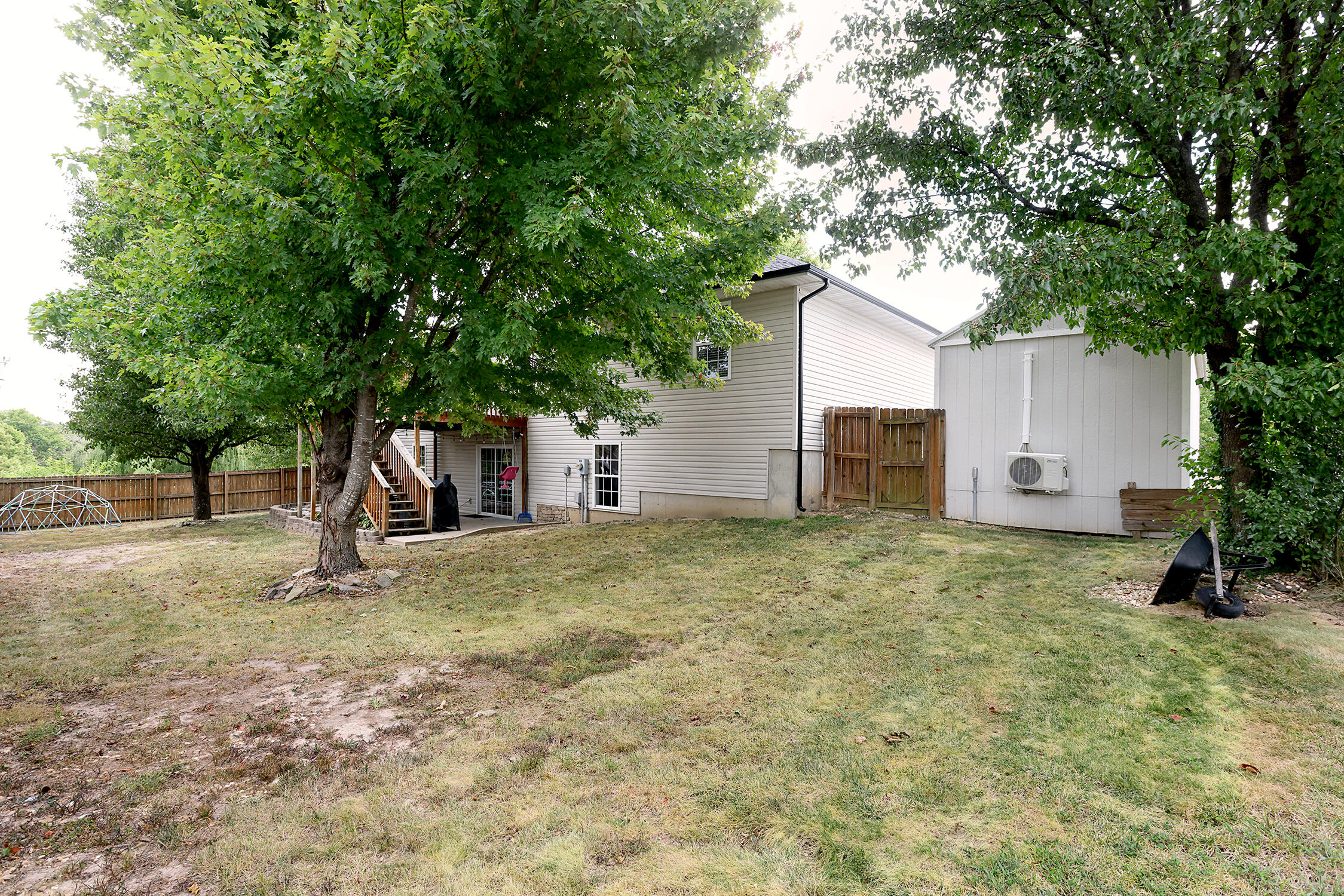 735 Poplar Court Property Photo 26