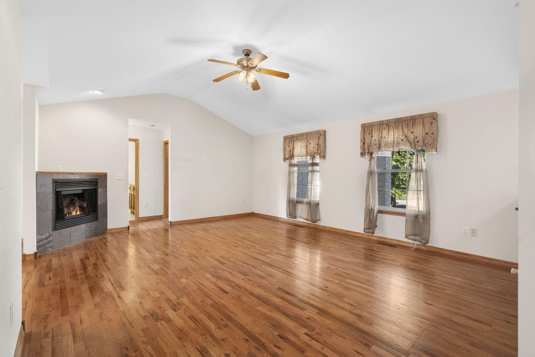 735 Garner Drive Property Photo 2