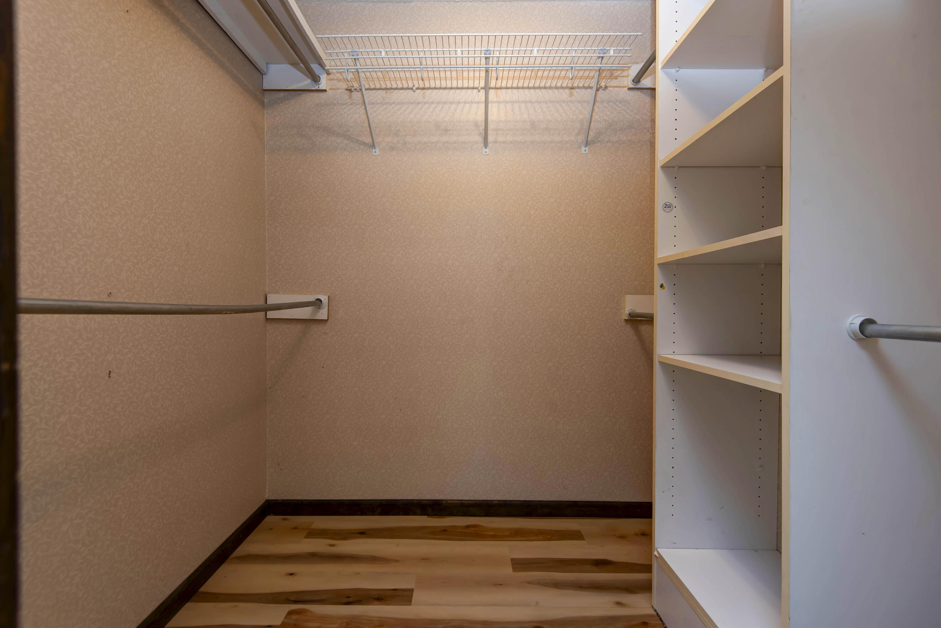 3839 North Stewart Avenue Property Photo 21