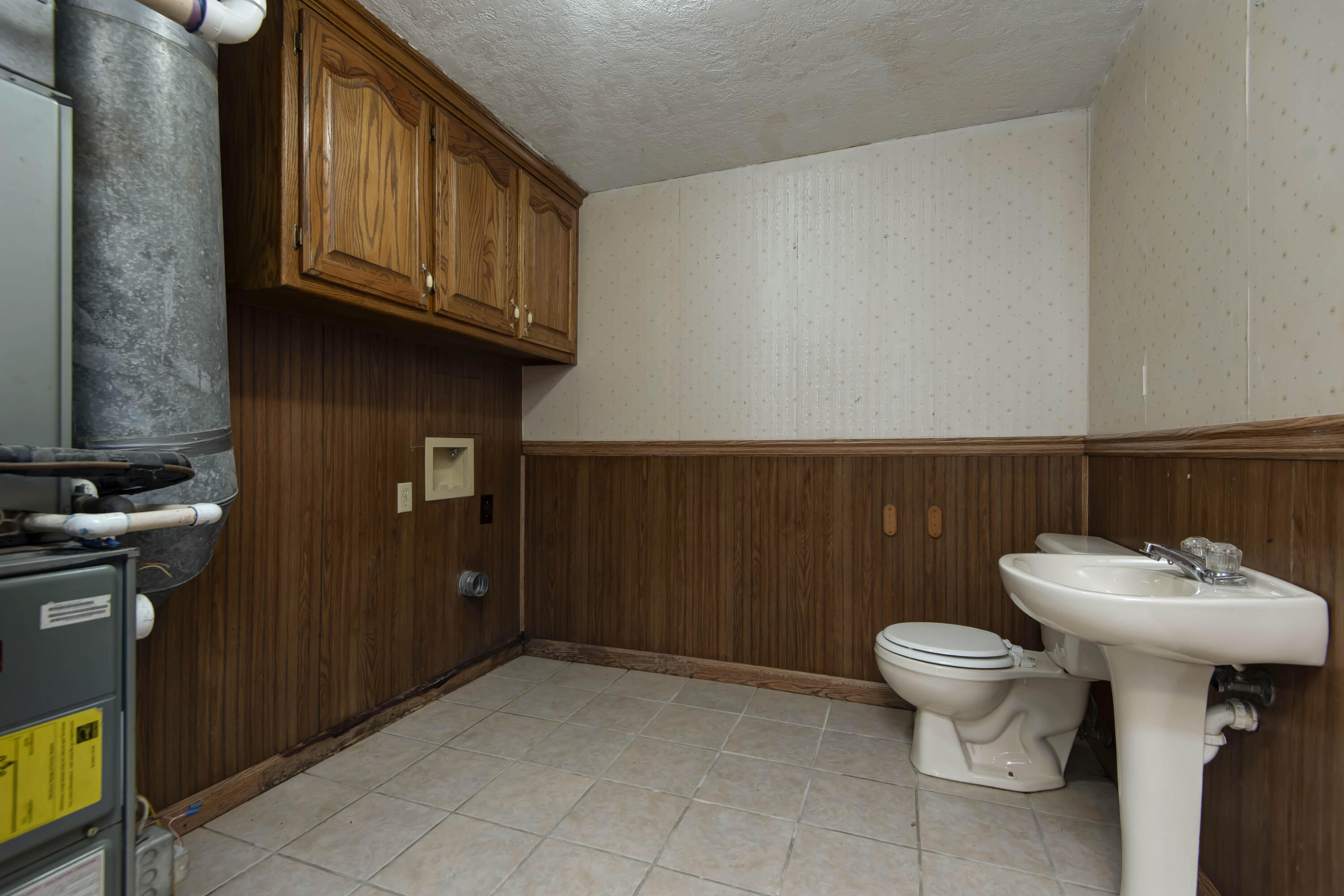 3839 North Stewart Avenue Property Photo 23