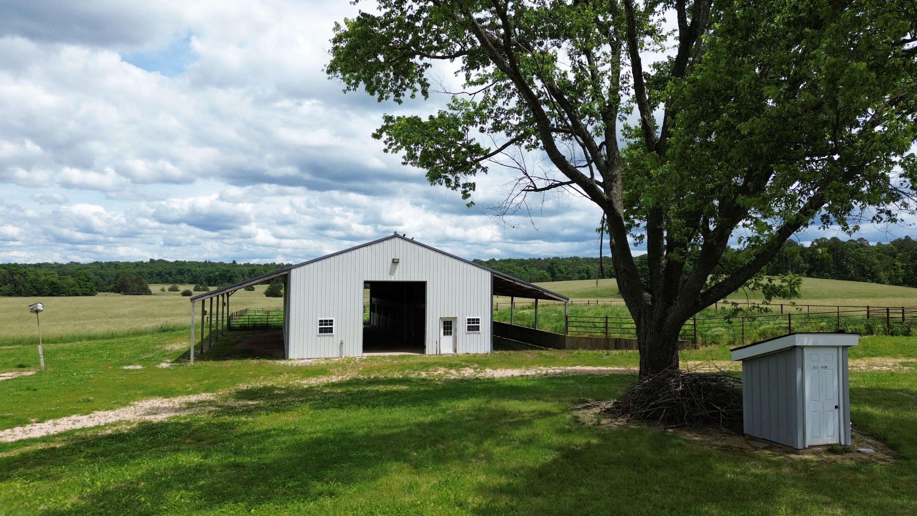 12153 Y Property Photo 13
