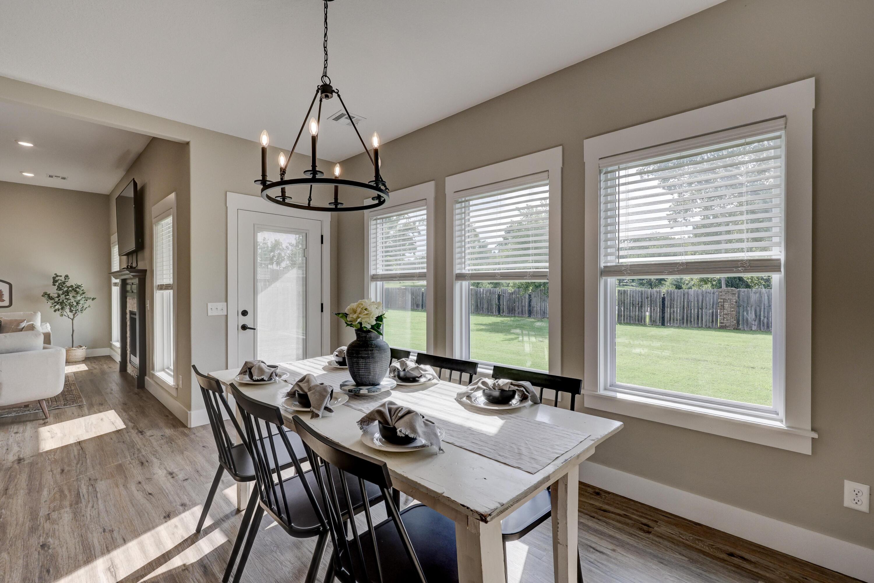 206 Amber Brush Lane Property Photo 18