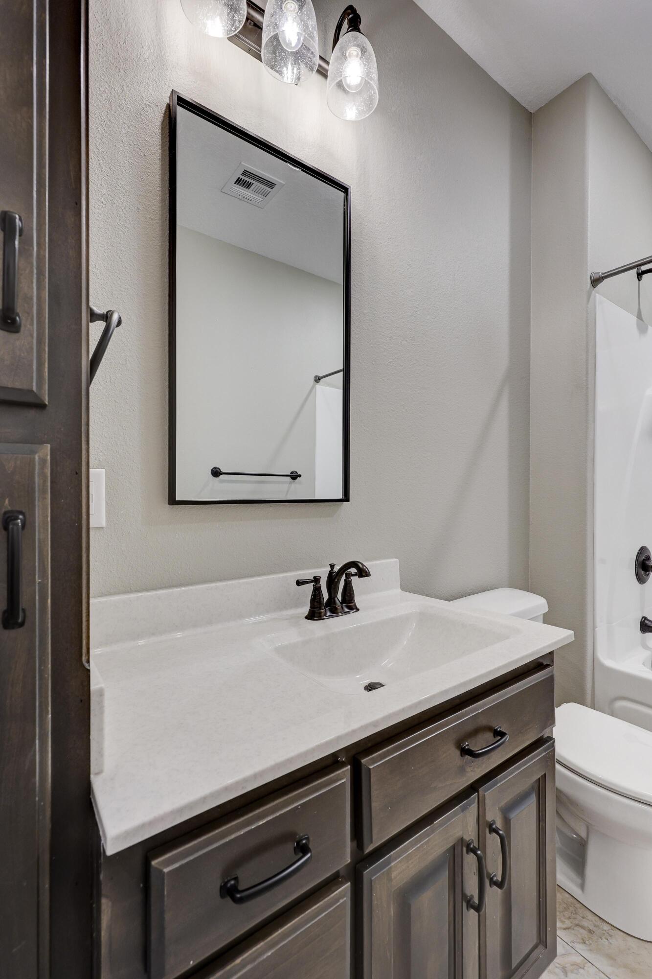 206 Amber Brush Lane Property Photo 39