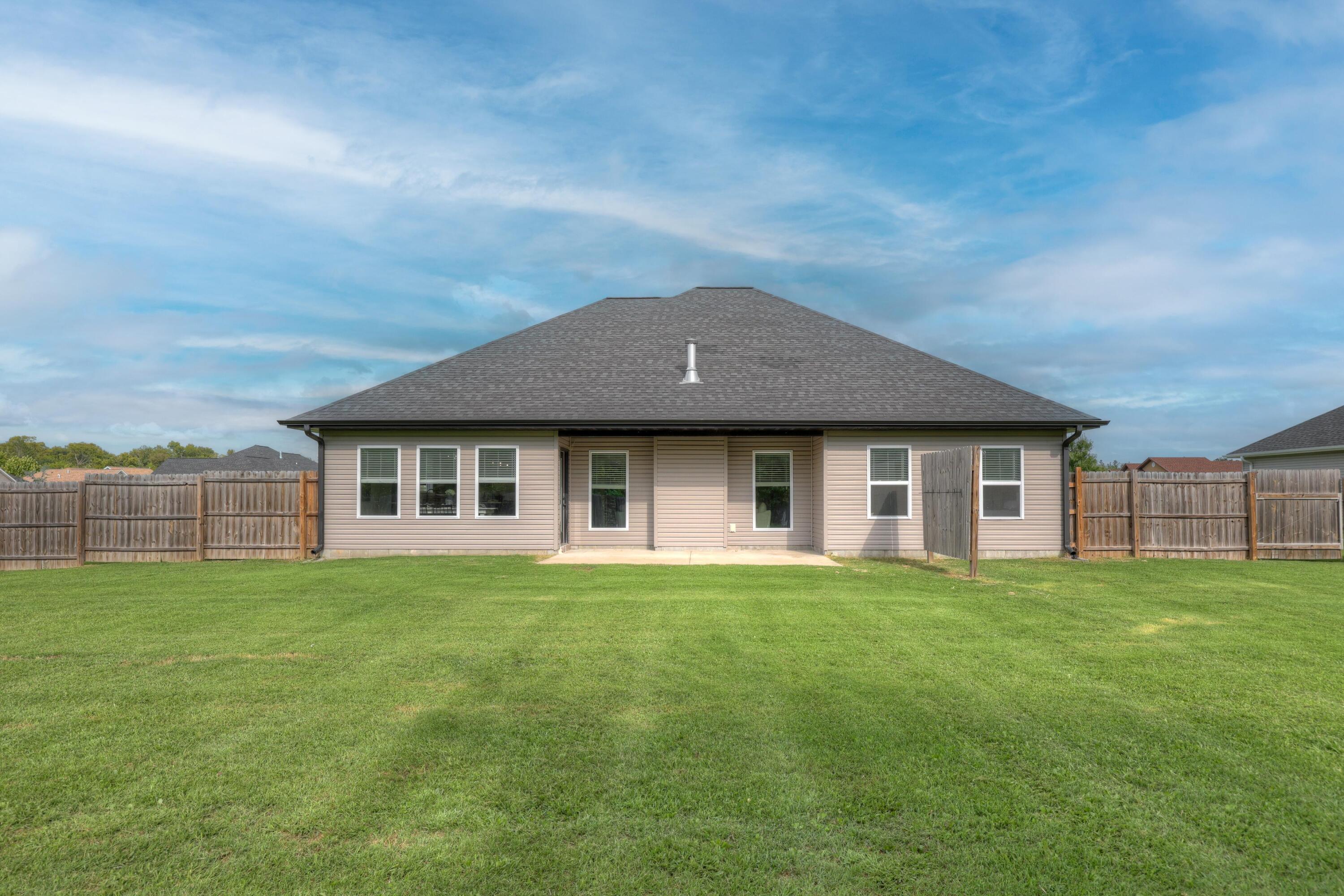 206 Amber Brush Lane Property Photo 49