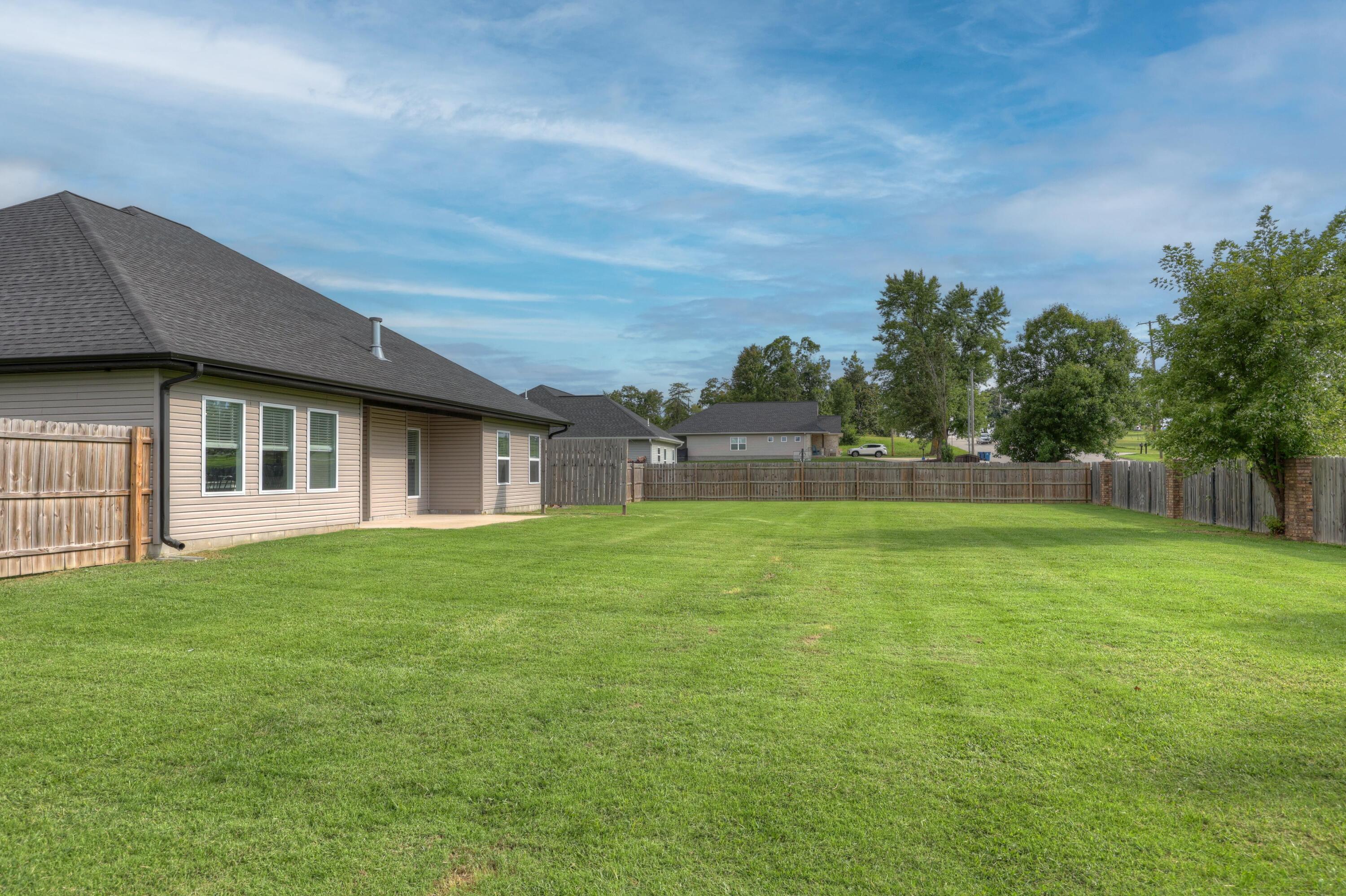206 Amber Brush Lane Property Photo 52
