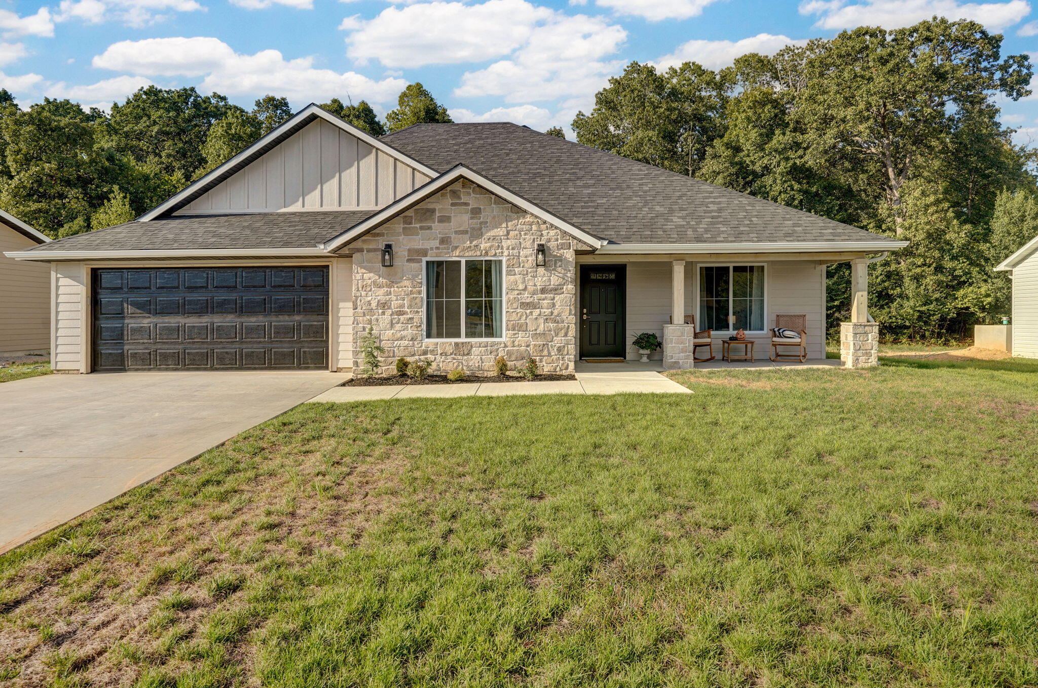 2405 Deatherage Avenue Property Photo 1