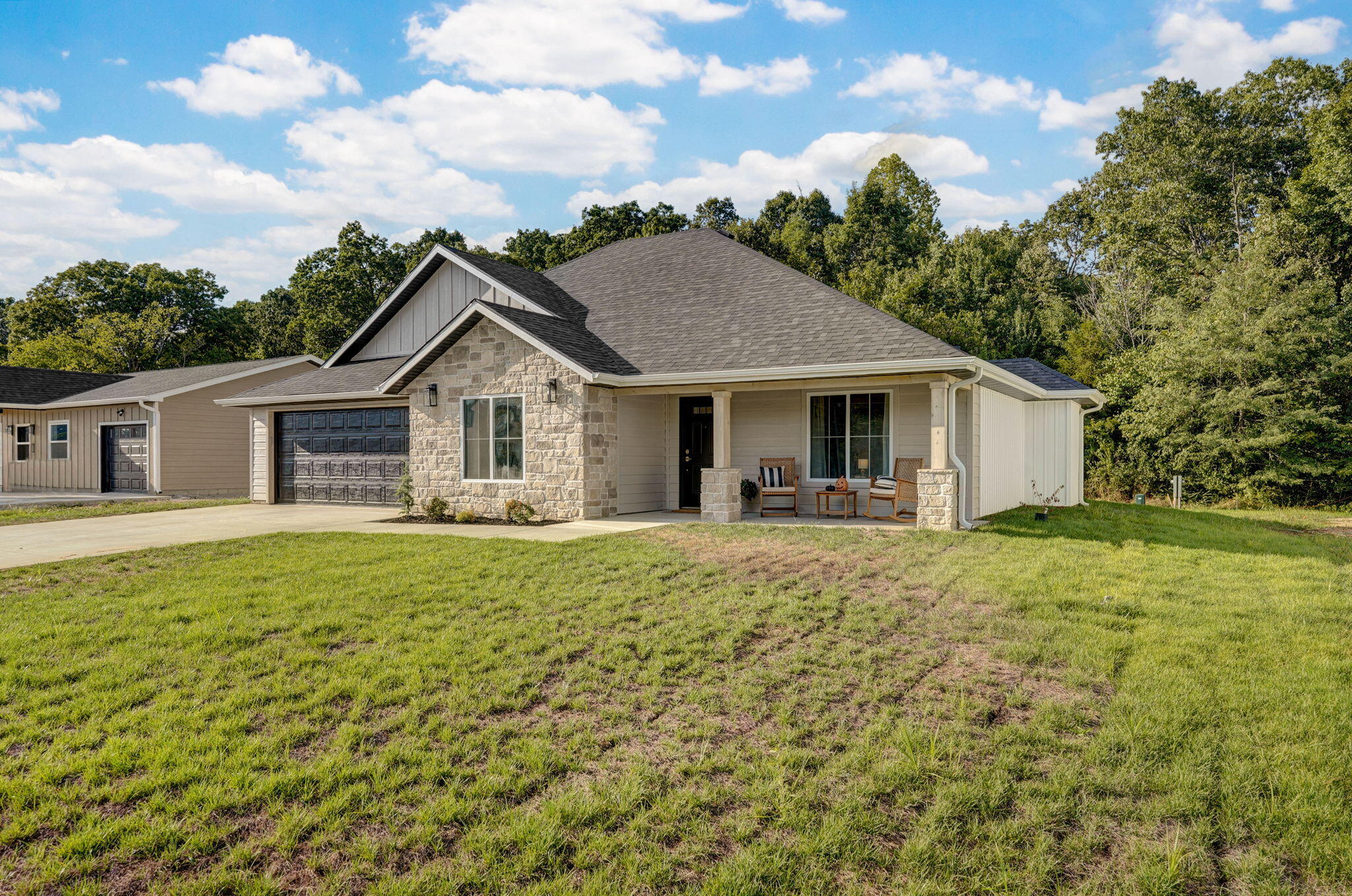 2405 Deatherage Avenue Property Photo 2