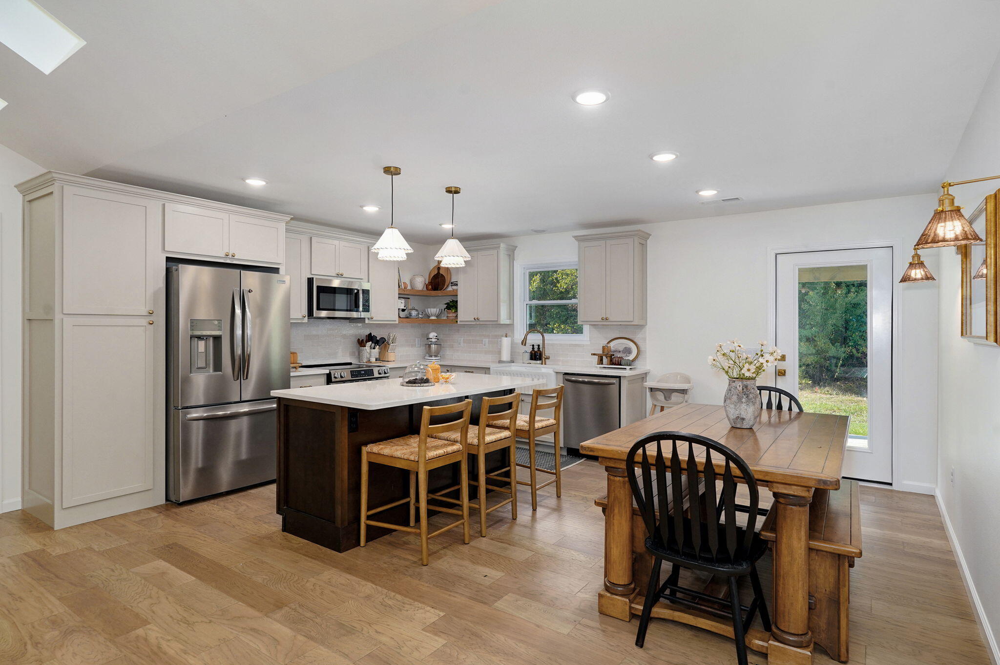 2405 Deatherage Avenue Property Photo 11