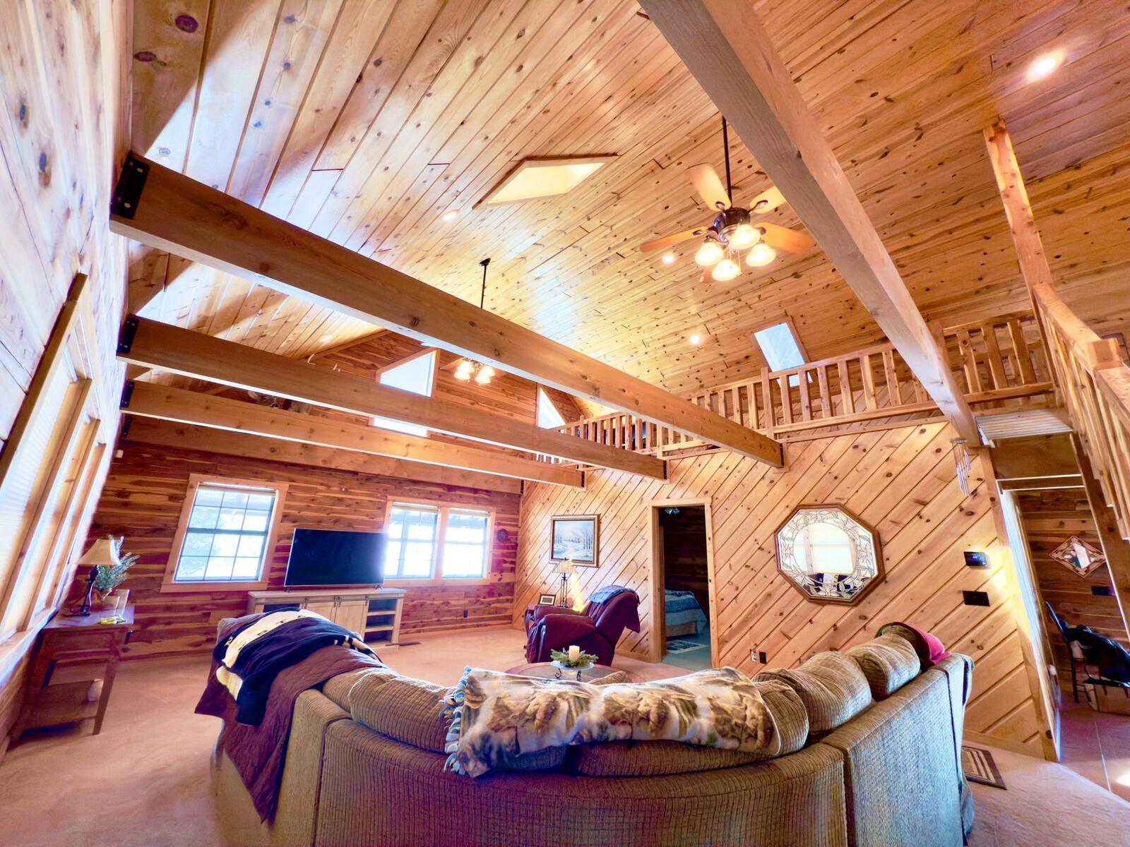 300 Round Up Lane Property Photo 17