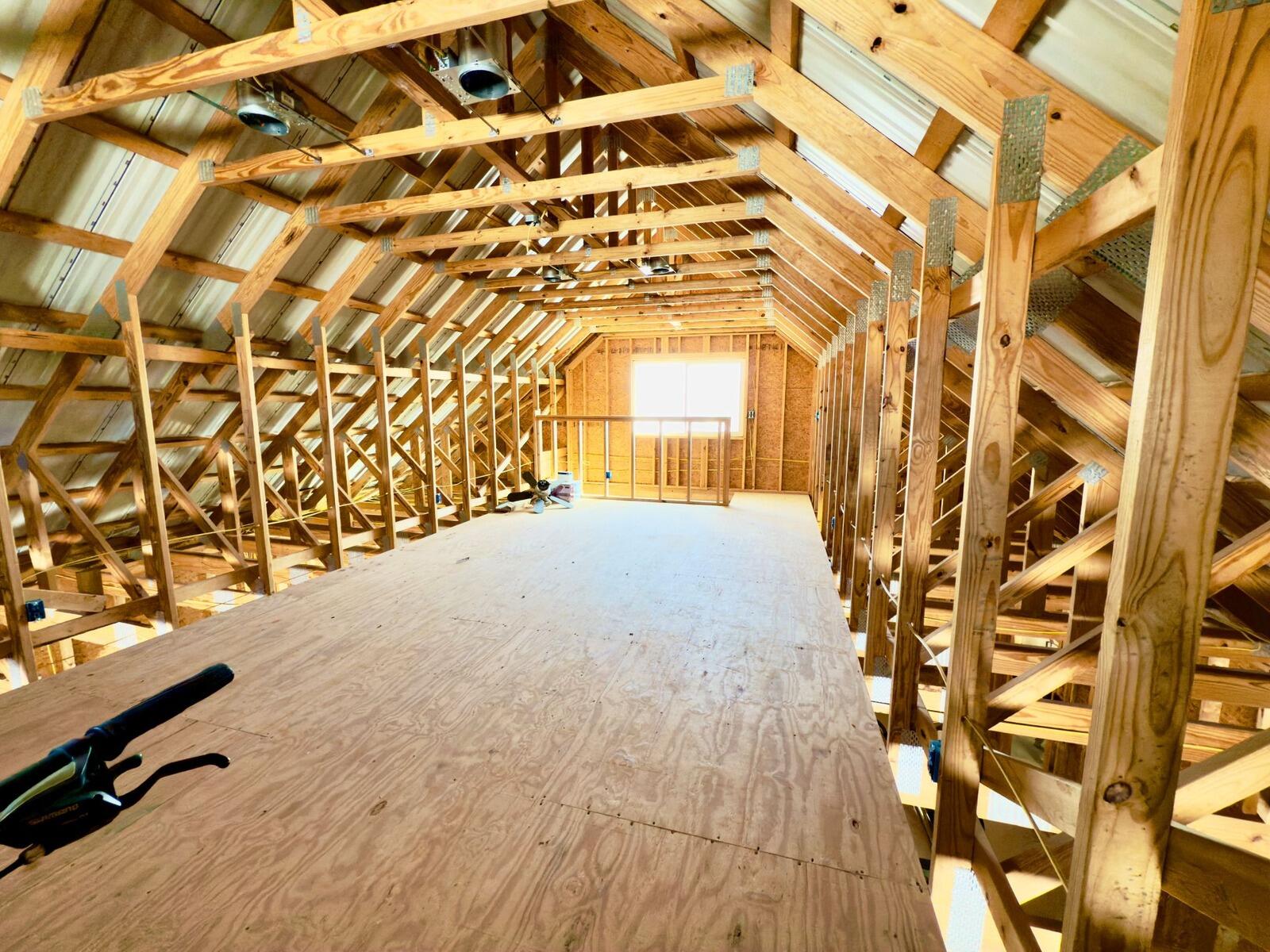 300 Round Up Lane Property Photo 59