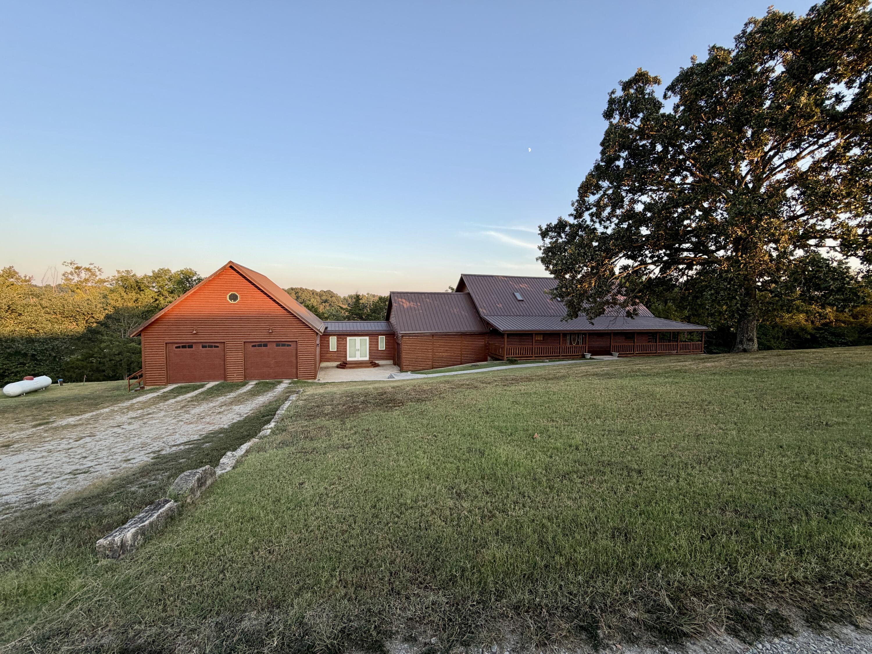 300 Round Up Lane Property Photo 67