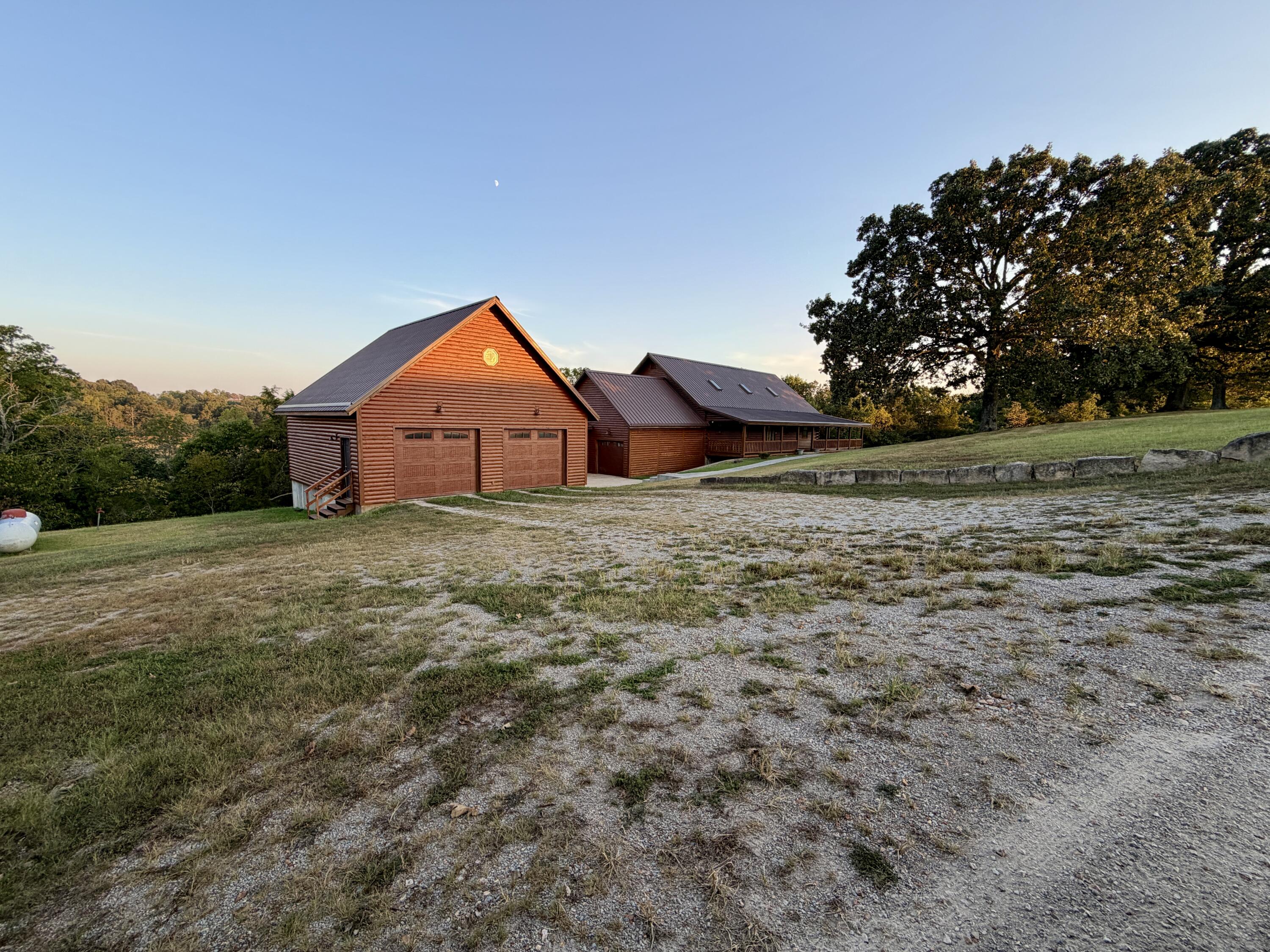 300 Round Up Lane Property Photo 70