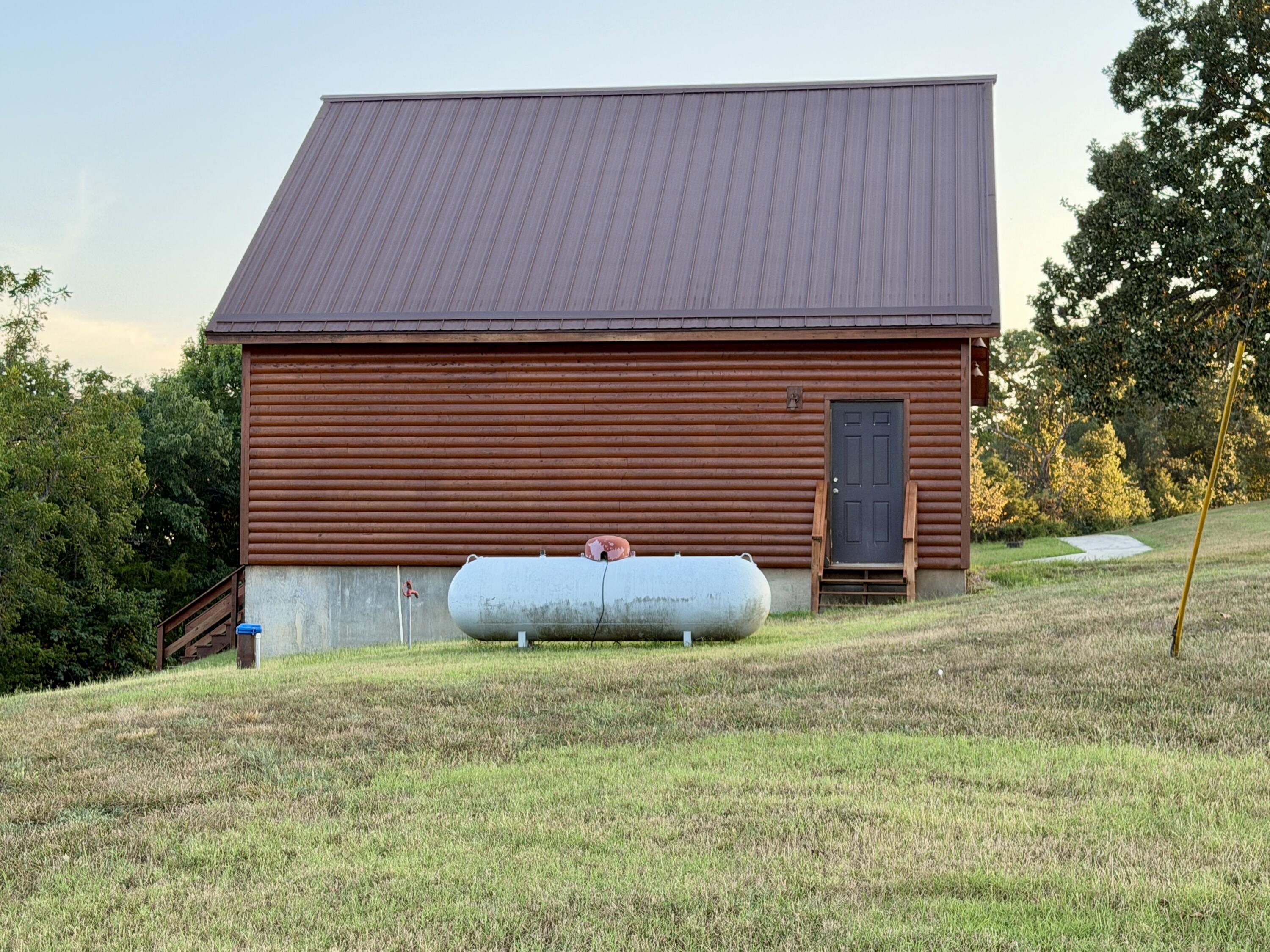 300 Round Up Lane Property Photo 72