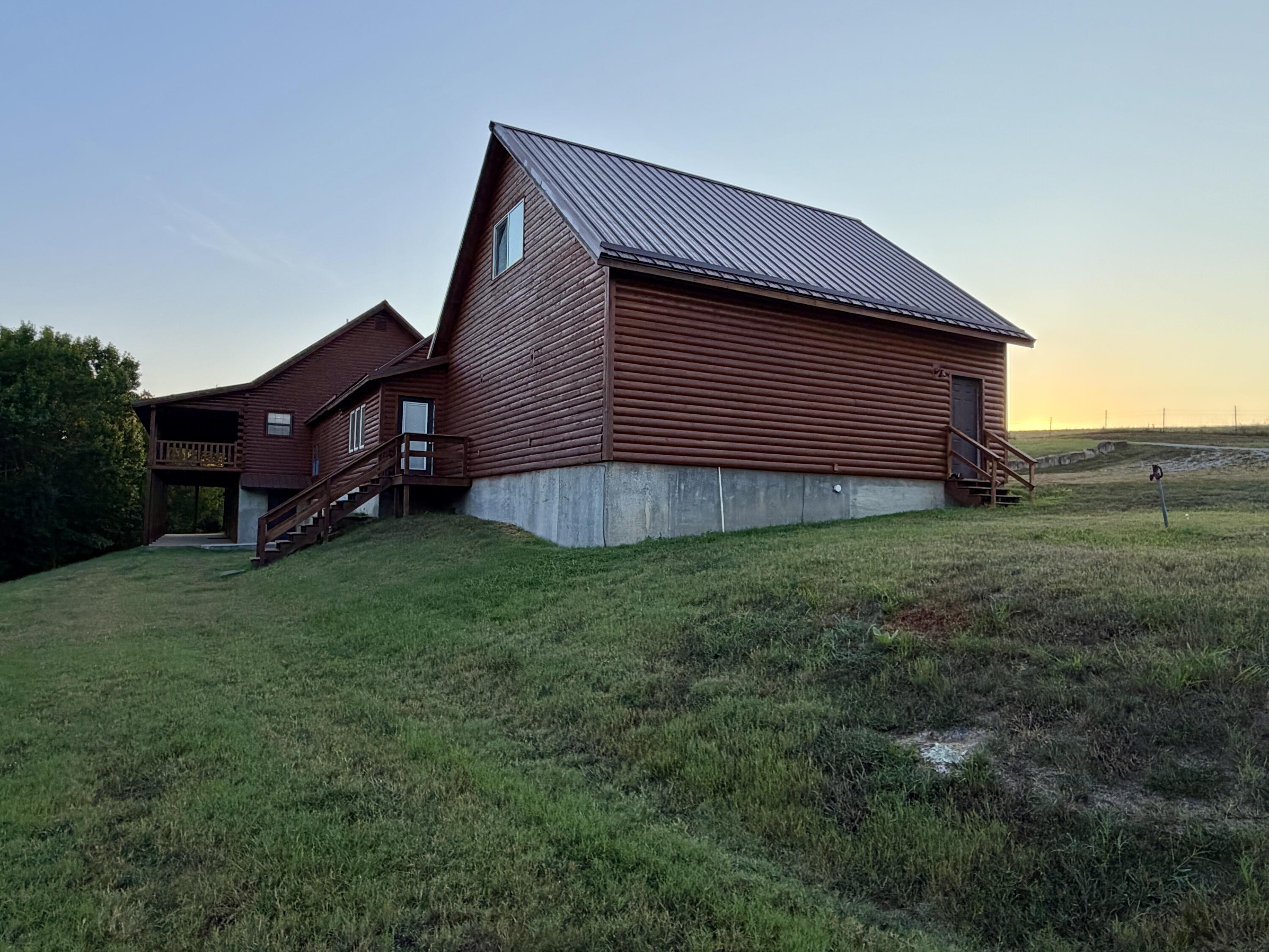 300 Round Up Lane Property Photo 73