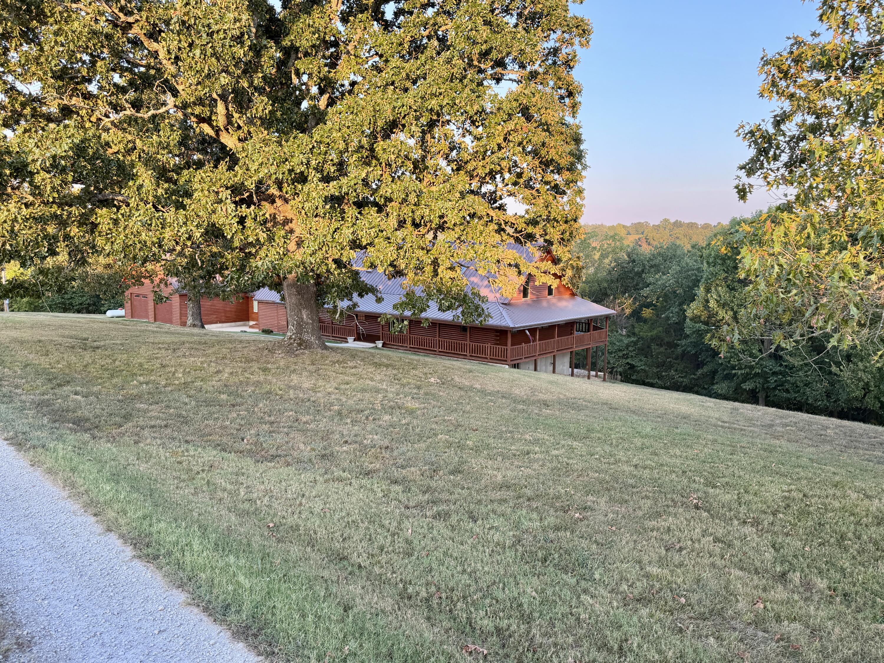 300 Round Up Lane Property Photo 79