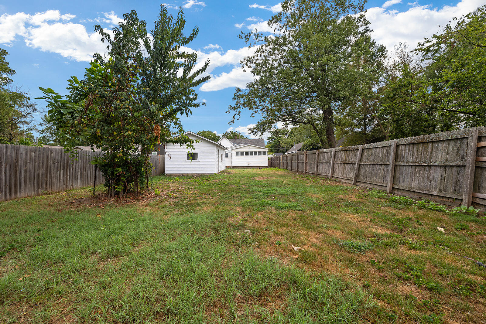 905 North Eagle Avenue Property Photo 18