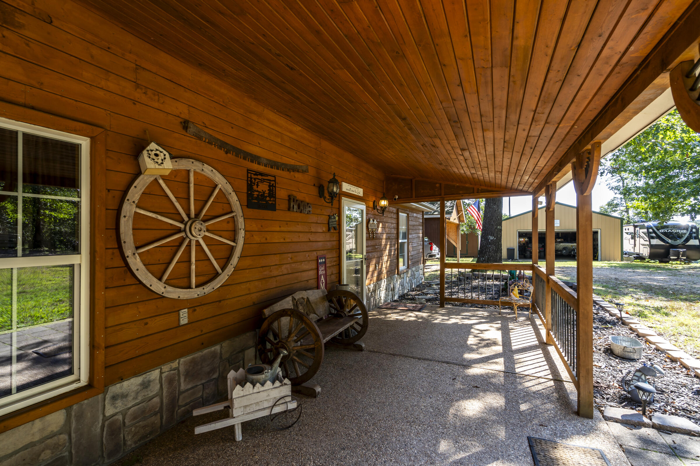 218 Reti Road Property Photo 8