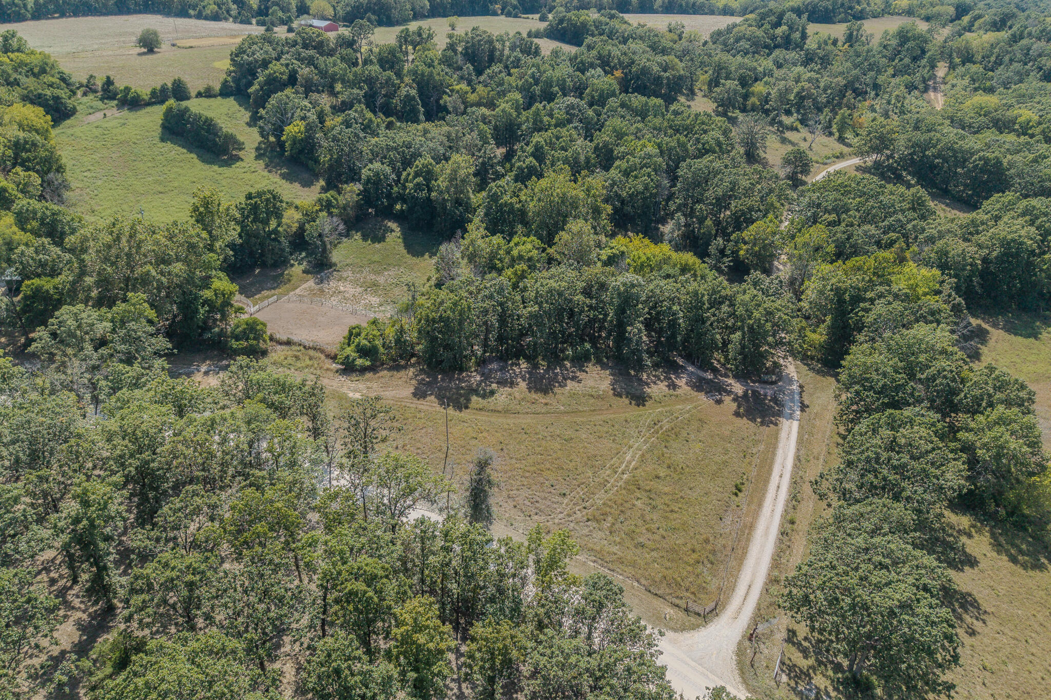 000 White Clover Road Property Photo 8