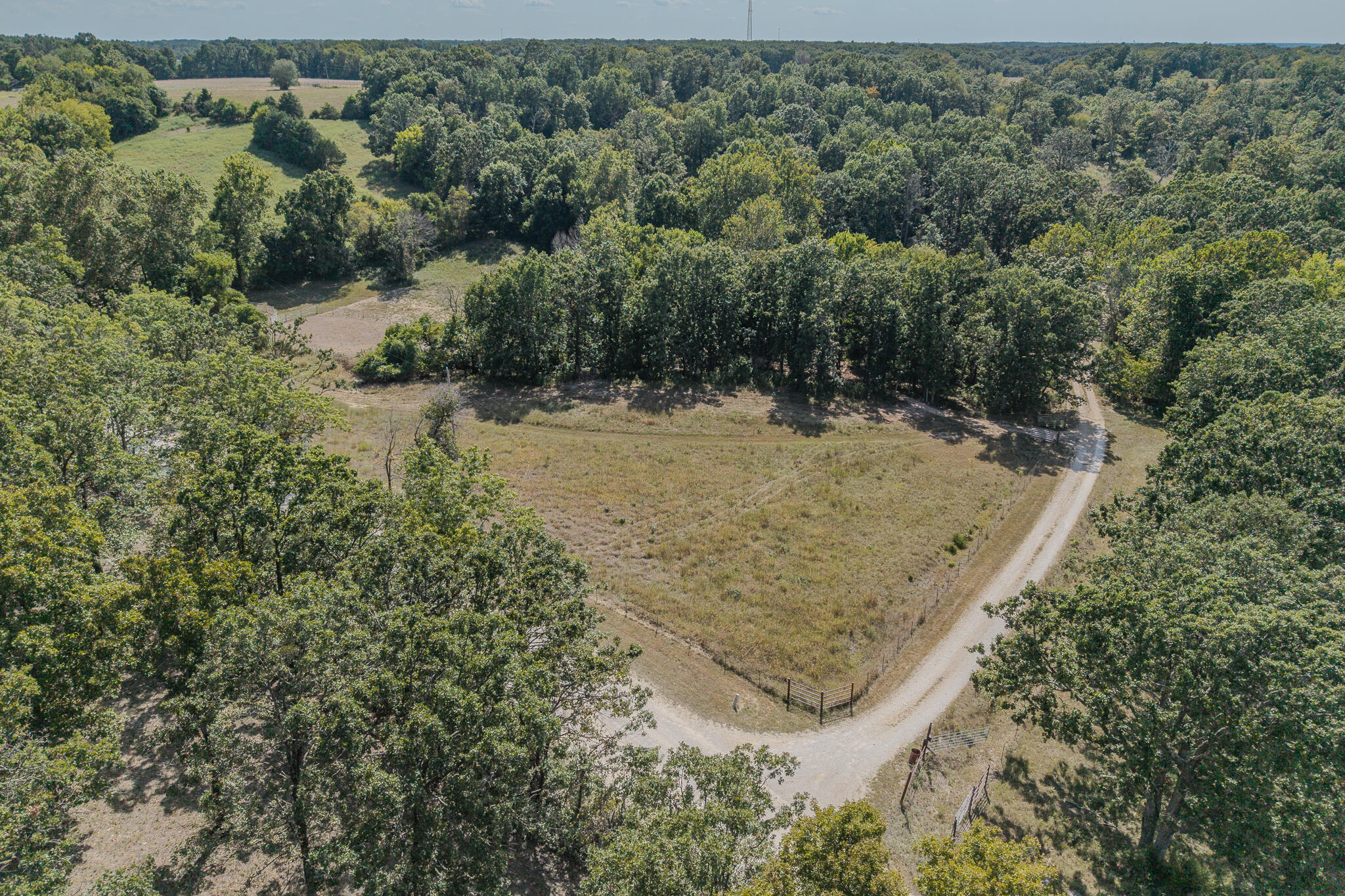000 White Clover Road Property Photo 13